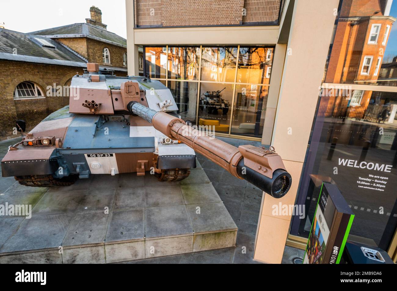 Londra, Regno Unito. 20th Jan, 2023. Un carro armato Challenger II fuori dal Museo Nazionale dell'Esercito. In questo caso si tratta di un pezzo di museam, per quanto tempo è stato in servizio, ma è lo stesso del 14 promesso dal governo britannico all'Ucraina. Credit: Guy Bell/Alamy Live News Foto Stock