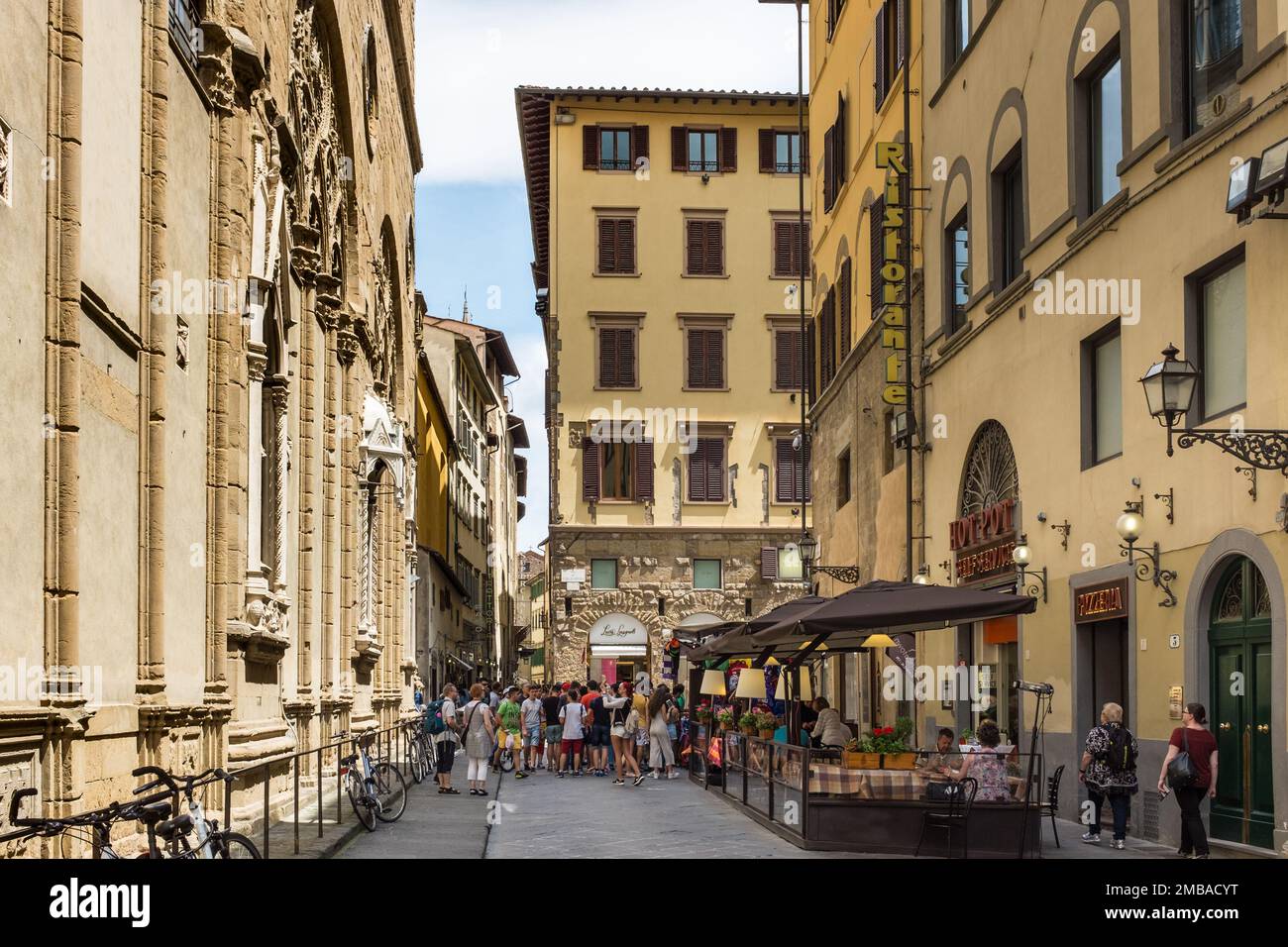 Persone e turisti nella città di Firenze, Toscana, Italia, Europa Foto Stock