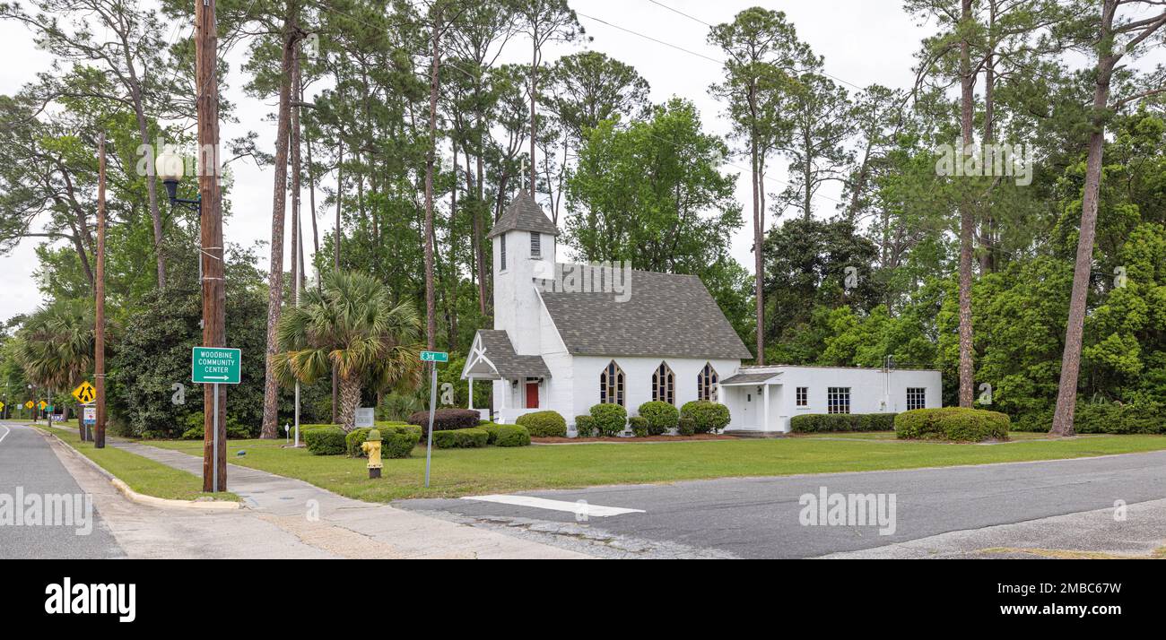 Woodbine, Georgia, USA - 16 aprile 2022: La Chiesa episcopale di San Marco Foto Stock
