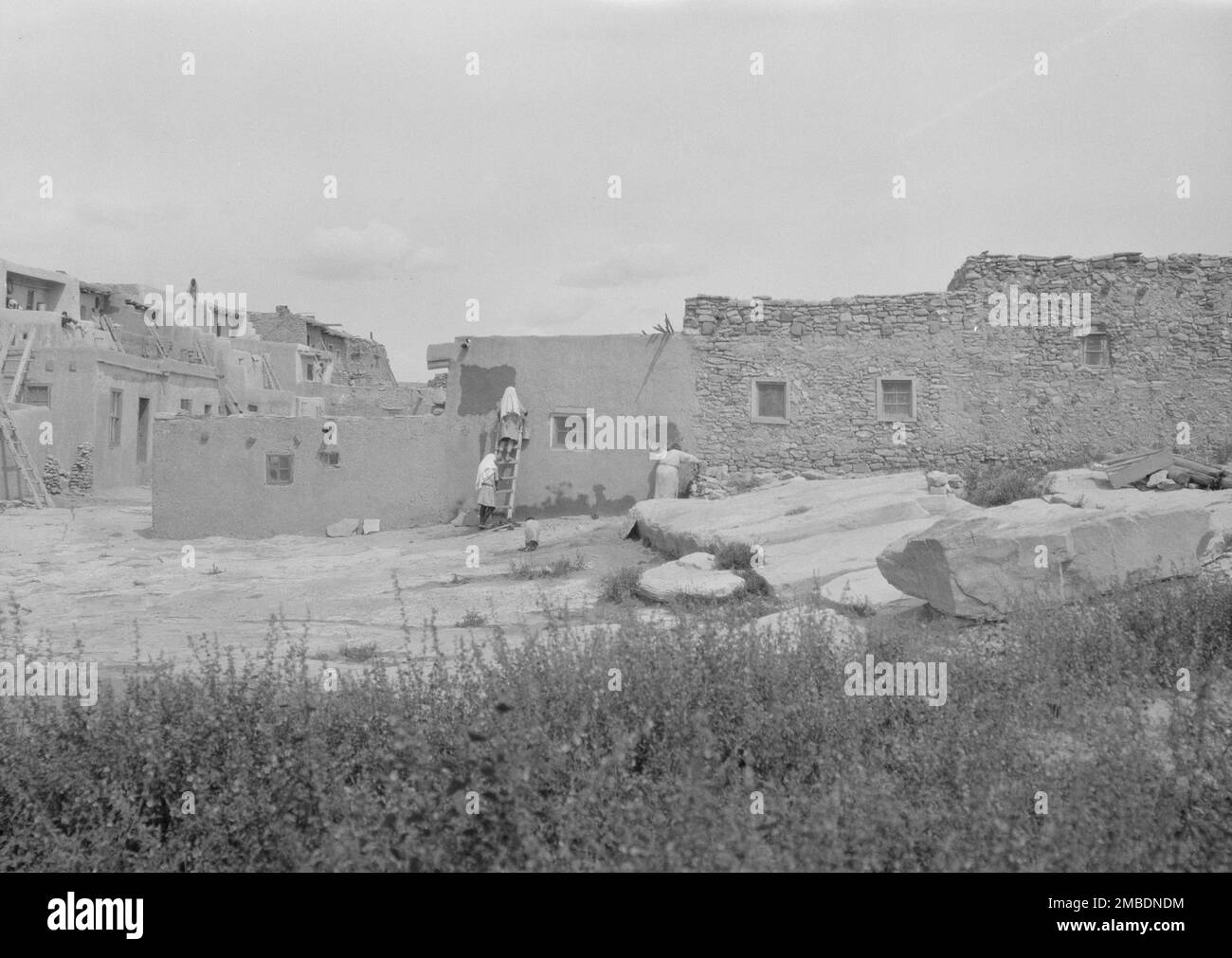 Acoma, vista sulla zona del New Mexico, tra 1899 e 1928. Foto Stock