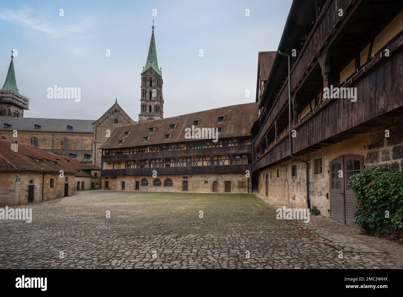 Corte Vecchia (Alte Hofhaltung) con la Torre della Cattedrale di Bamberga - Bamberga, Baviera, Germania Foto Stock