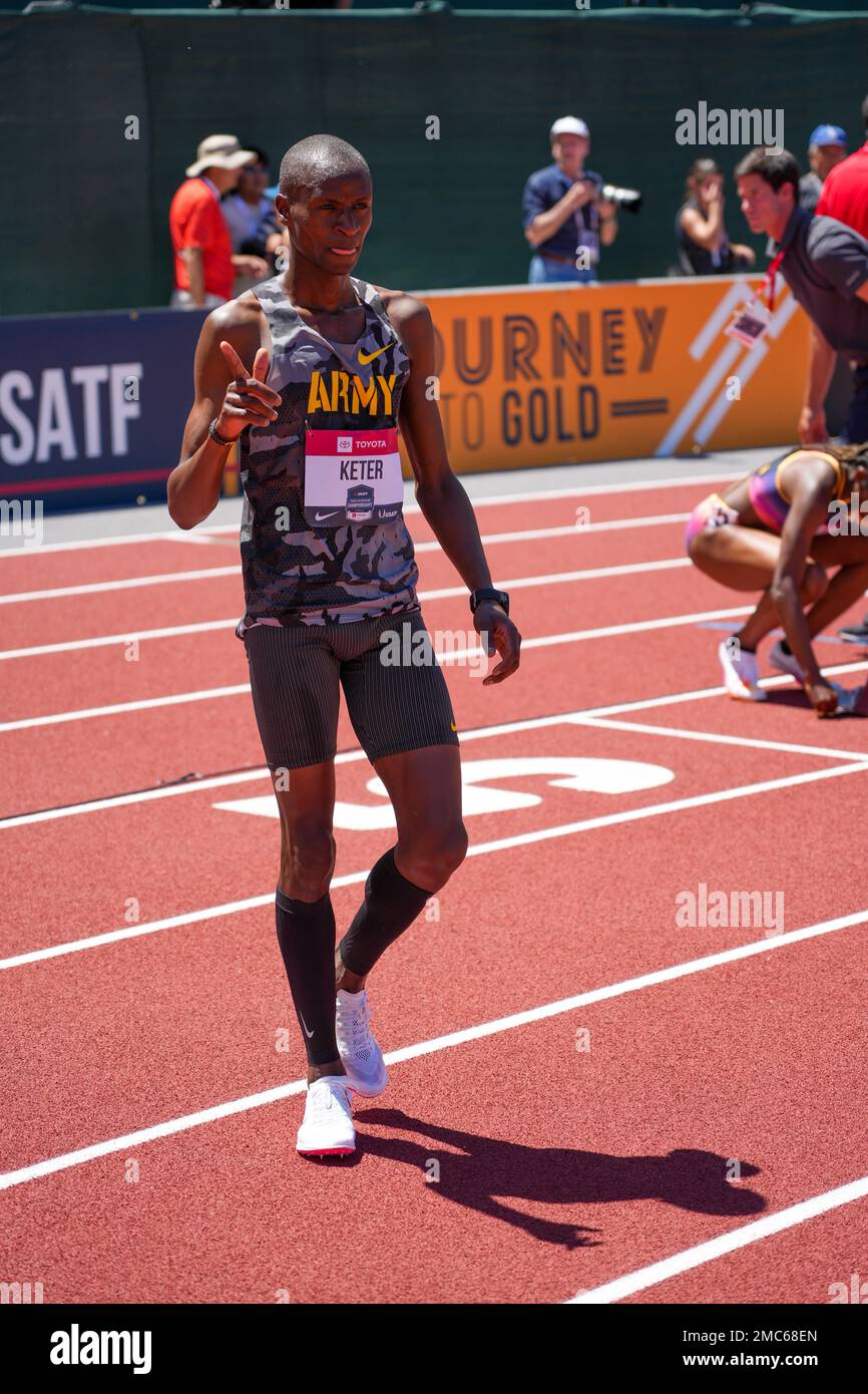 Bernard Keter, atleta soldato di pista e campo assegnato al World Class Athlete Program, partecipa alla Steeplechase maschile 3000m al Campionato USA Track and Field Outdoor 2022 di Eugene, Oregon, dal 23 al 26 giugno 2022. Keter, un olimpico 2020, si è qualificato per il Campionato Mondiale di Atletica 2022 piazzando 3rd nella gara finale. Foto Stock