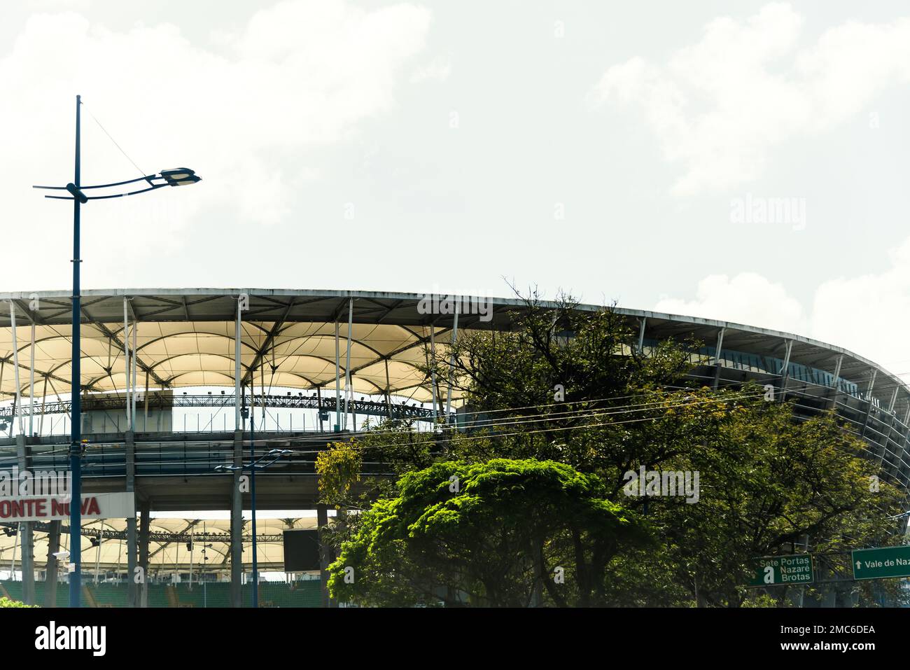 Facciata dello stadio Arena Fonte Nova nella città di Salvador, Brasile. Foto Stock