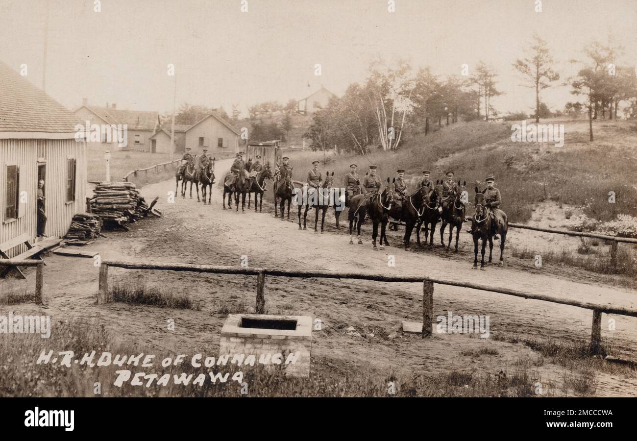 Duca di Connaught Visita a Petawawa Ontario Canada, estate del 1916. fotografo non identificato Foto Stock