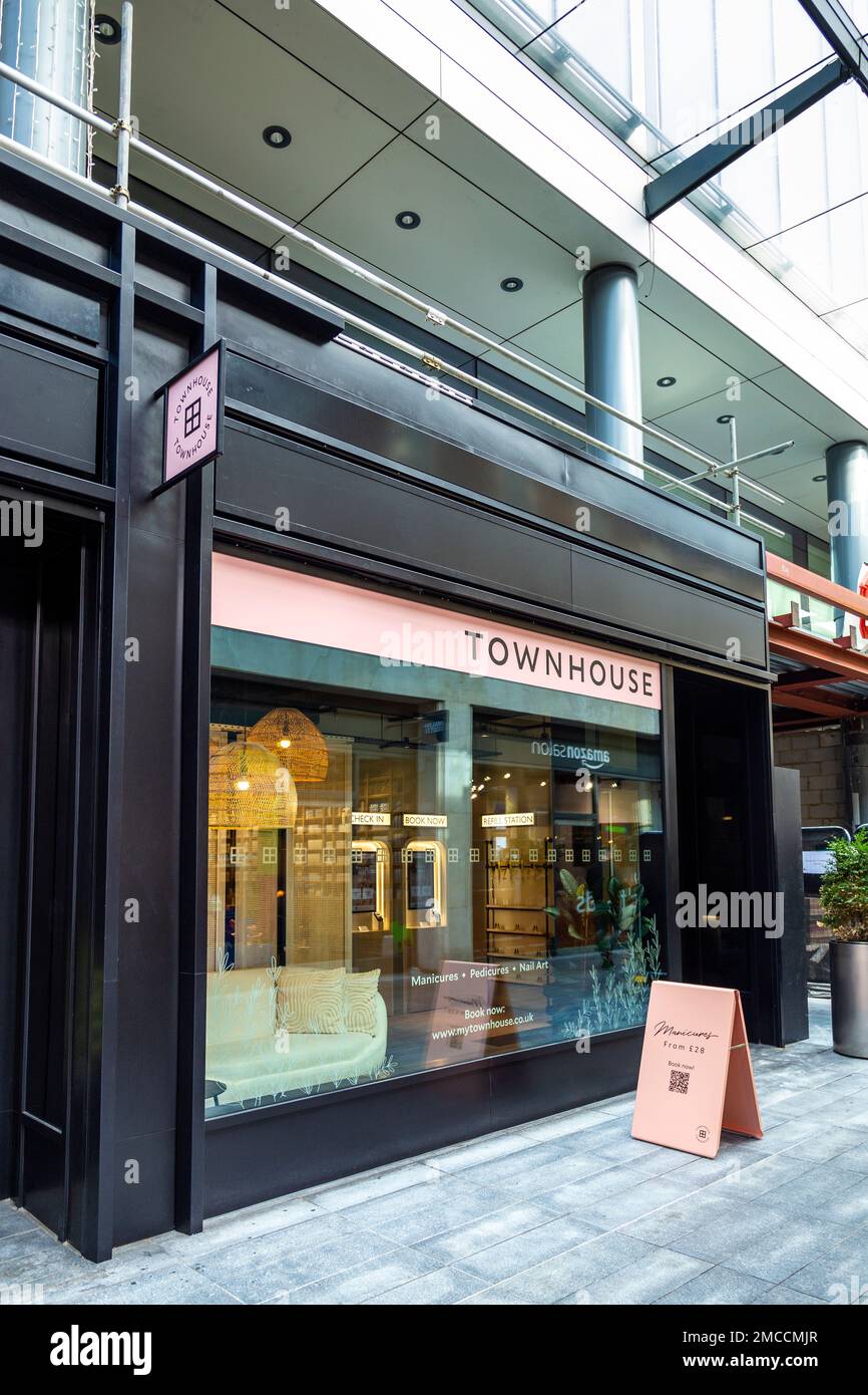 Townhouse Nail Salon nel mercato di Spitalfields, Londra, Regno Unito Foto Stock