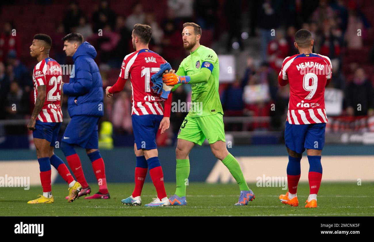 21st gennaio 2023; Civitas Metropolitano, Madrid, Spagna, la Liga Football spagnola, Atletico de Madrid contro Real Valladolid: Jan Oblak e Saul Foto Stock