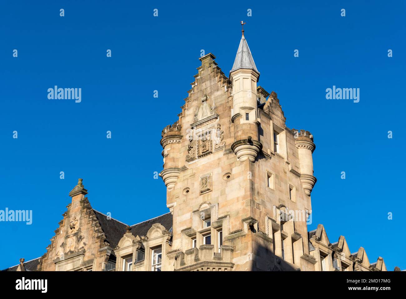 Dettaglio architettonico di un edificio costruito nel 1855, Argyll Street vicino a Glasgow Cross, Glasgow, Scozia, Regno Unito Foto Stock