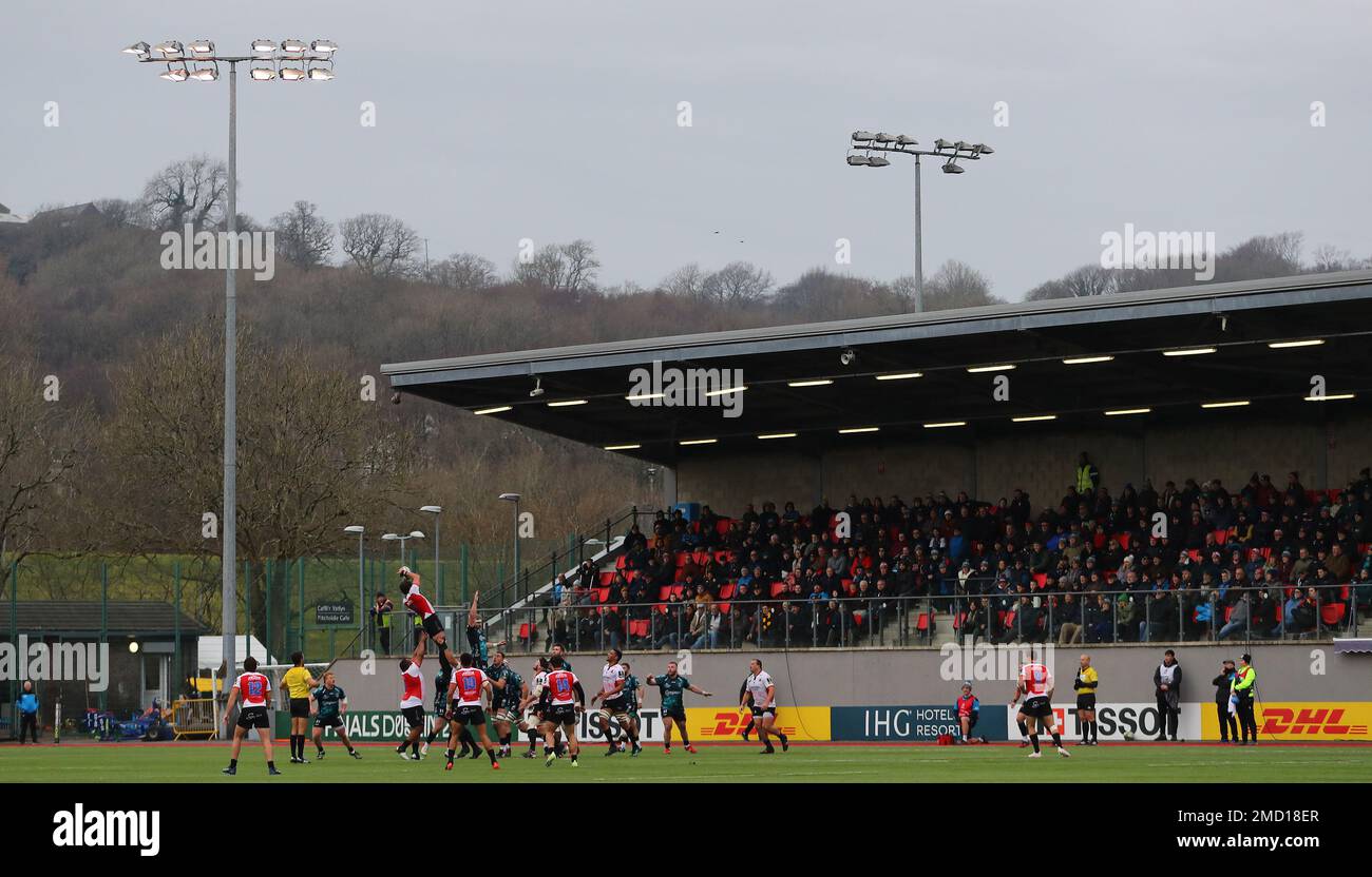 Ystrad Mynach, Regno Unito. 22nd Jan, 2023. Vista generale di una linea . European Challenge Cup rugby, pool B match, Dragons contro Emirates Lions al CCBC Centre for Sporting Excellence di Ystrad Mynach, Galles, domenica 22nd gennaio 2023. pic di Andrew Orchard/Andrew Orchard sports photography/Alamy Live news Credit: Andrew Orchard sports photography/Alamy Live News Foto Stock