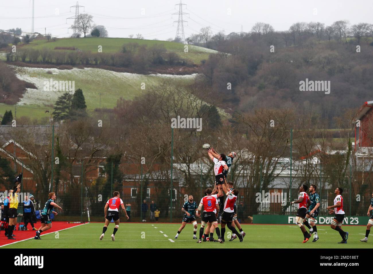 Ystrad Mynach, Regno Unito. 22nd Jan, 2023. Vista generale di una linea . European Challenge Cup rugby, pool B match, Dragons contro Emirates Lions al CCBC Centre for Sporting Excellence di Ystrad Mynach, Galles, domenica 22nd gennaio 2023. pic di Andrew Orchard/Andrew Orchard sports photography/Alamy Live news Credit: Andrew Orchard sports photography/Alamy Live News Foto Stock
