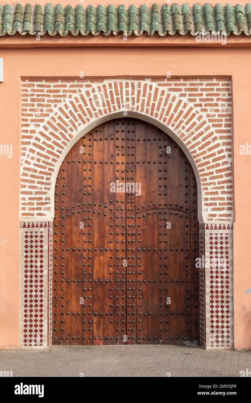 Una bella porta a Marrakech, Marocco Foto Stock