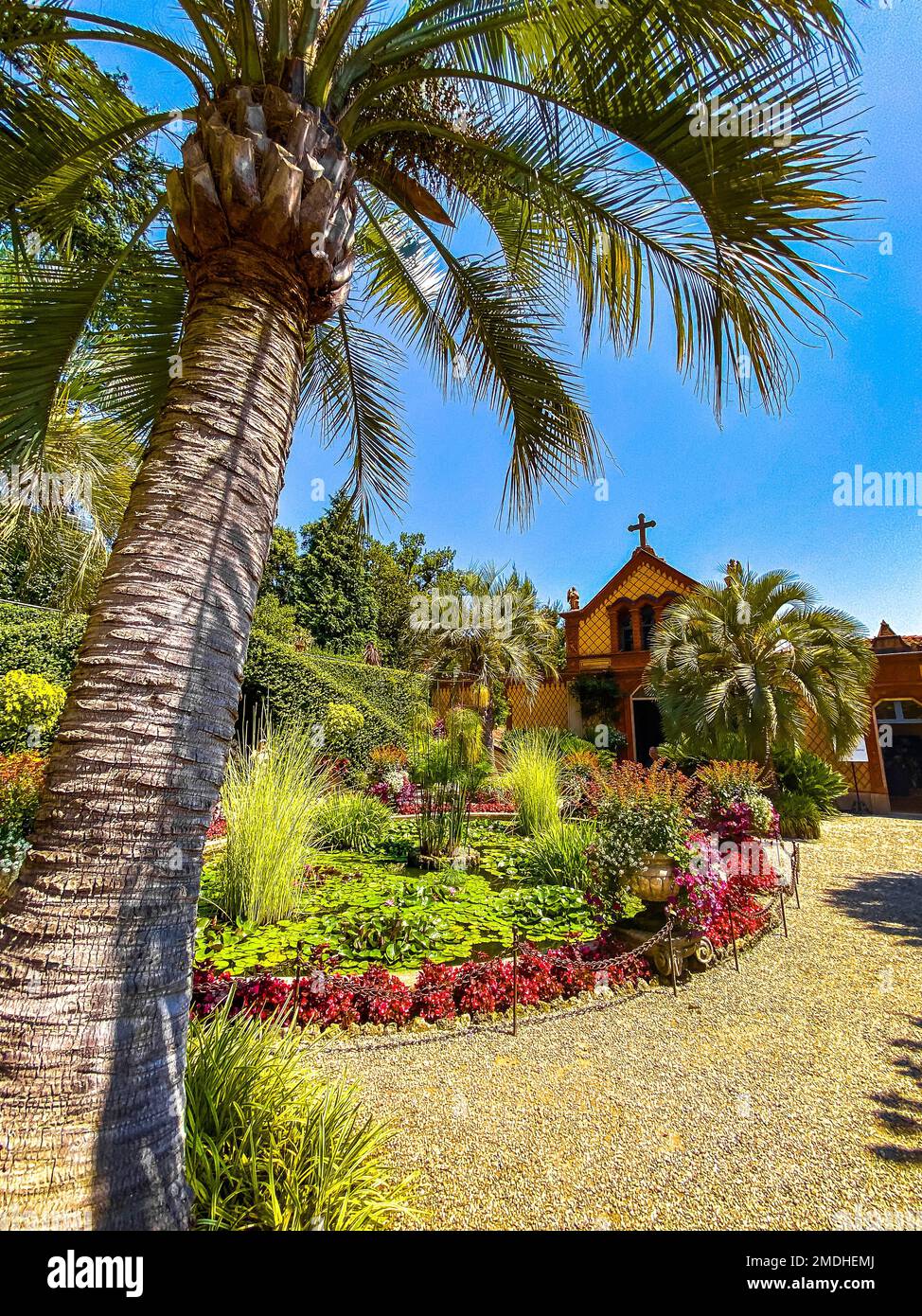 Vista su Isola Madre villa e giardino botanico, nell'arcipelago delle Isole Borromee, Lago maggiore, Italia. Foto Stock