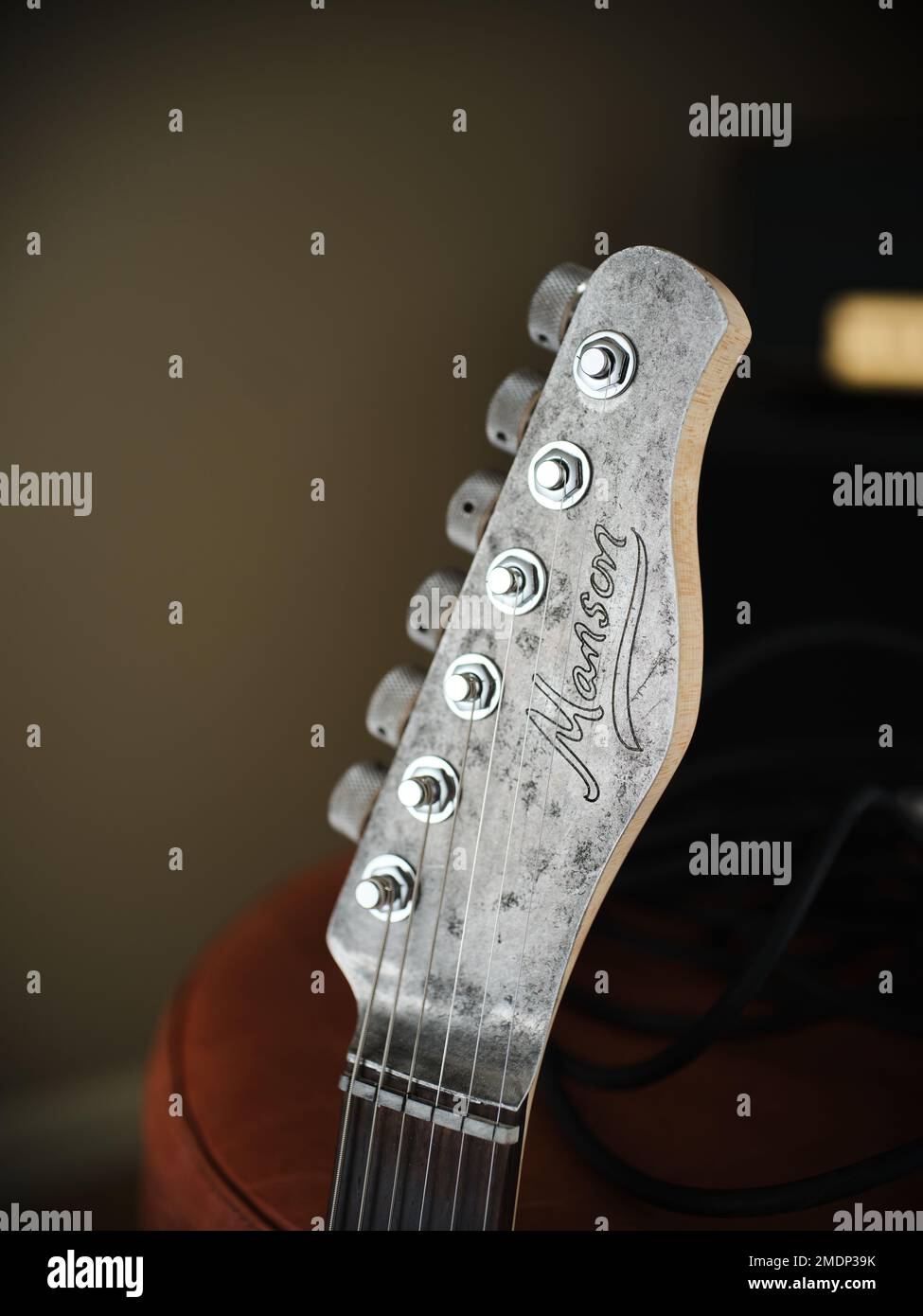 Manson Guitar Works Matt Bellamy DL-0r chitarra elettrica Foto stock - Alamy