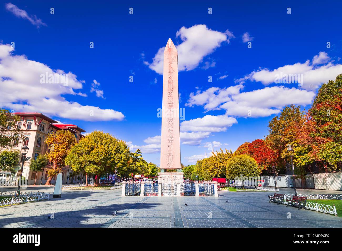 Istanbul, Turchia. Obelisco di Teodosio sull'ex Ippodromo Romano, antico luogo di Costantinopoli da visitare. Foto Stock