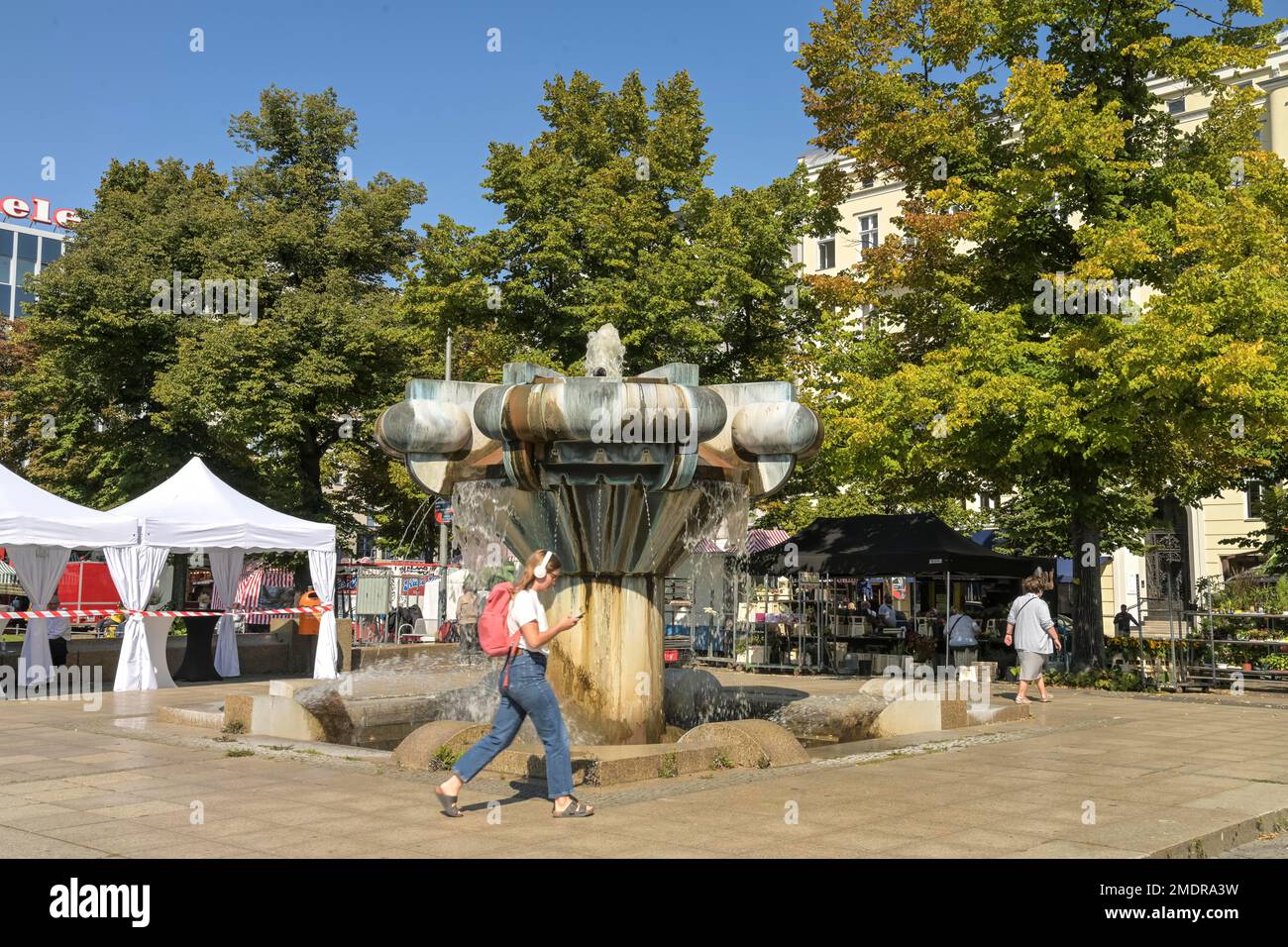 Fontana, lato nord, Wittenbergplatz, Schoeneberg, Berlino, Germania Foto Stock