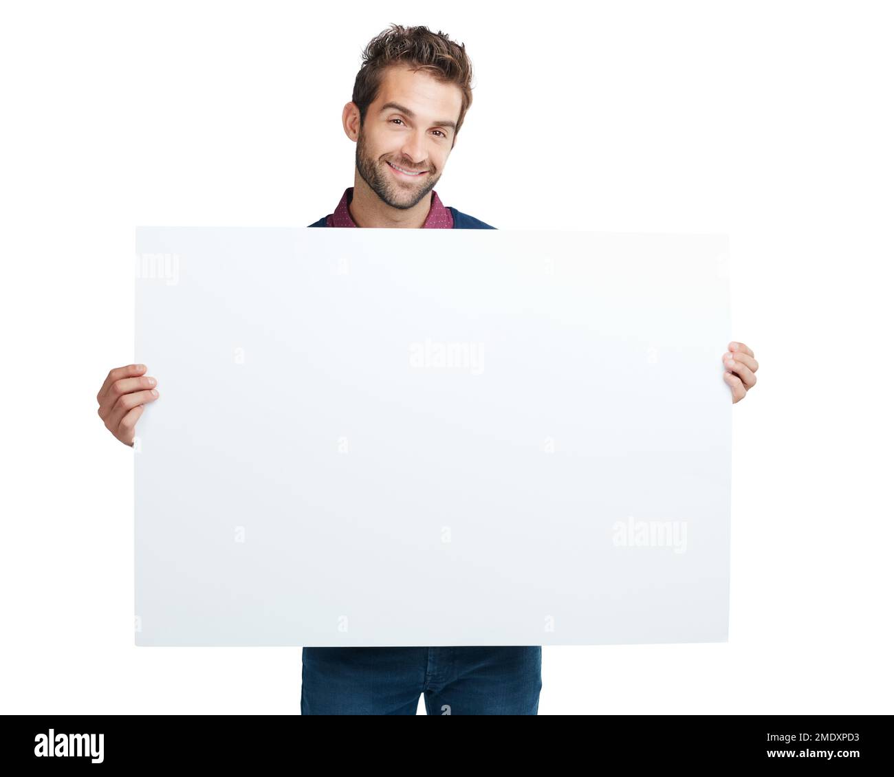 Ritratto, marketing o uomo d'affari con carta mockup spazio per prodotti, pubblicità o branding poster in studio. Modello, sorriso o uomo d'affari con Foto Stock