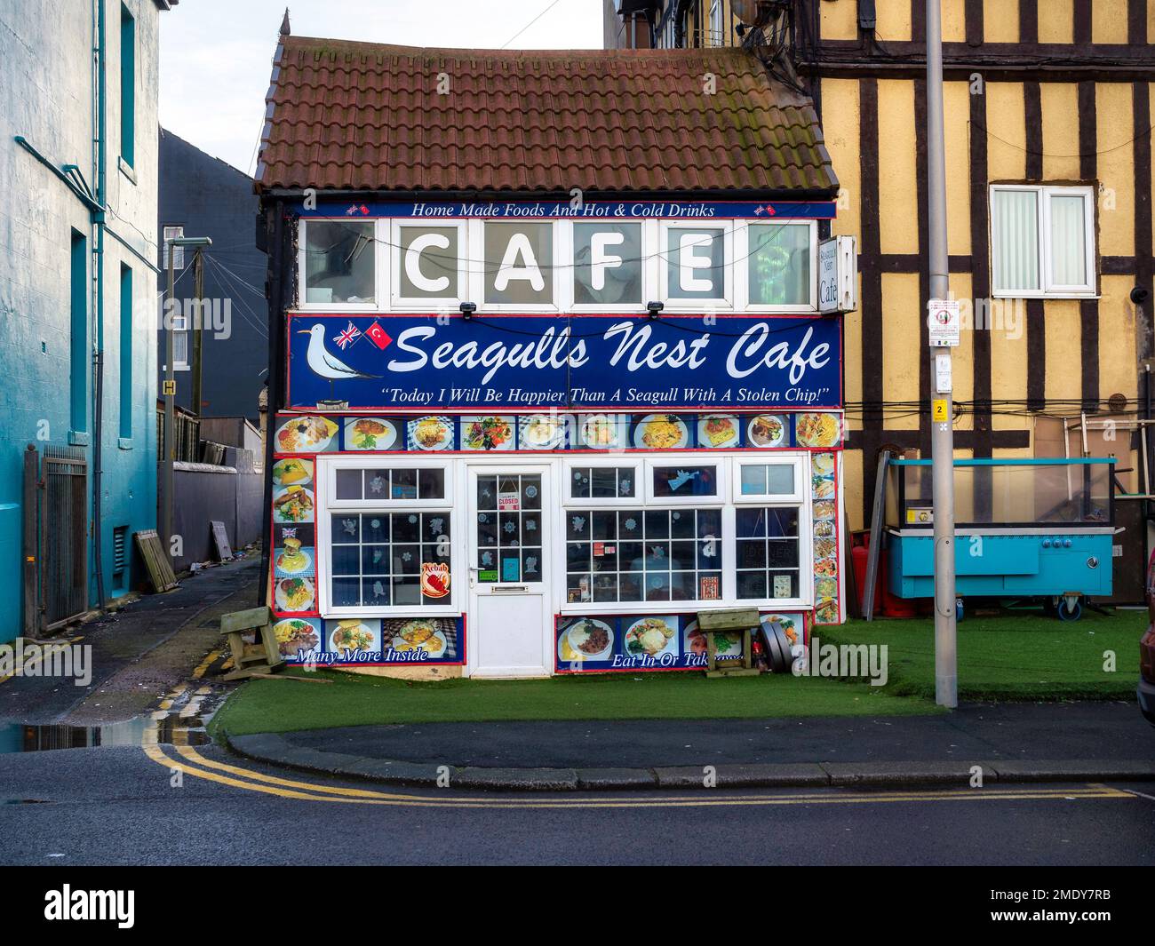 Blackpool Lancashire UK Jan 2023 tradizionale caffè sul mare Blackpool Seagulls Nest caffè Foto Stock