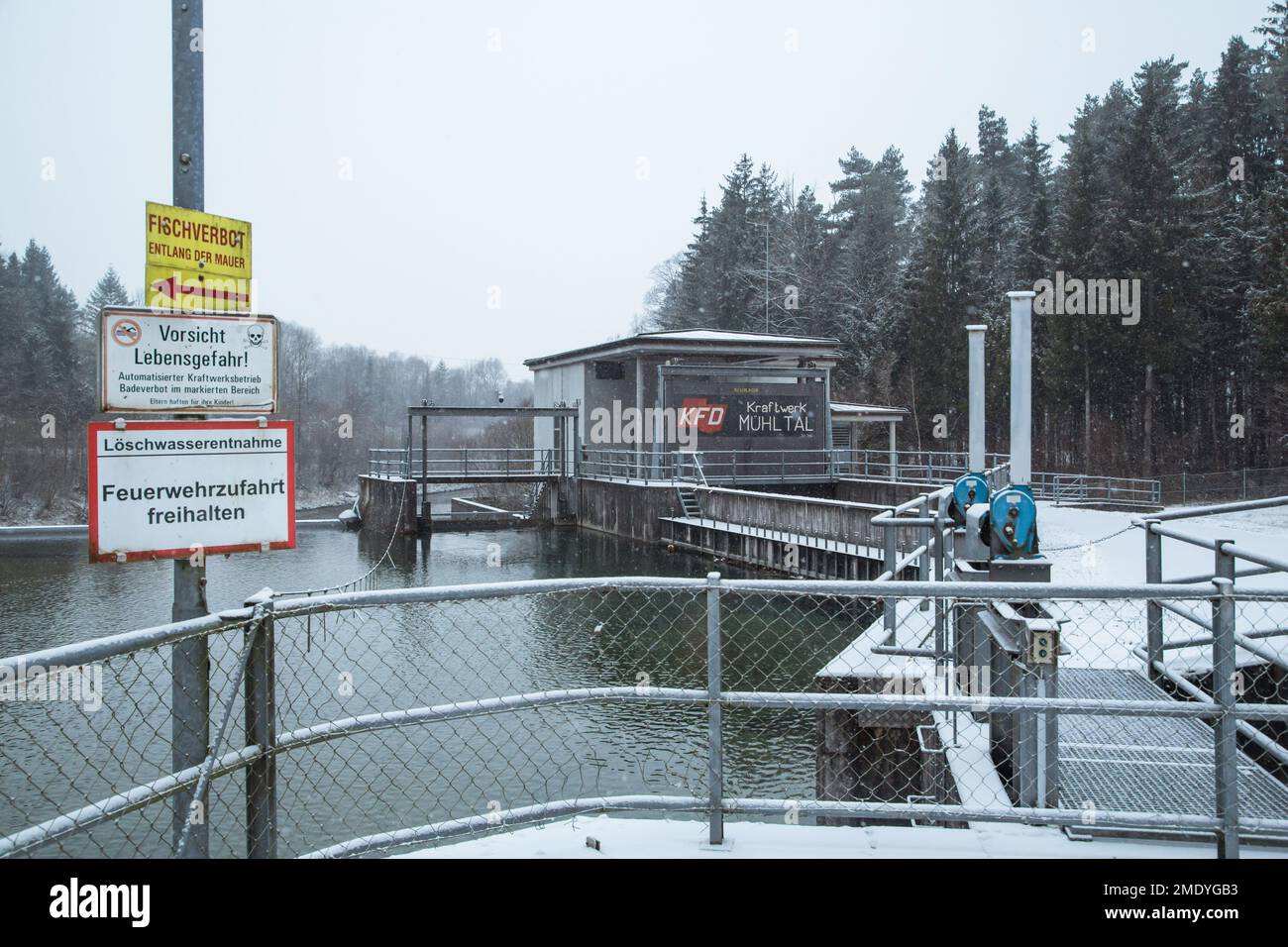 Energia verde da una centrale idroelettrica, Vorchdorf, Austria Foto Stock