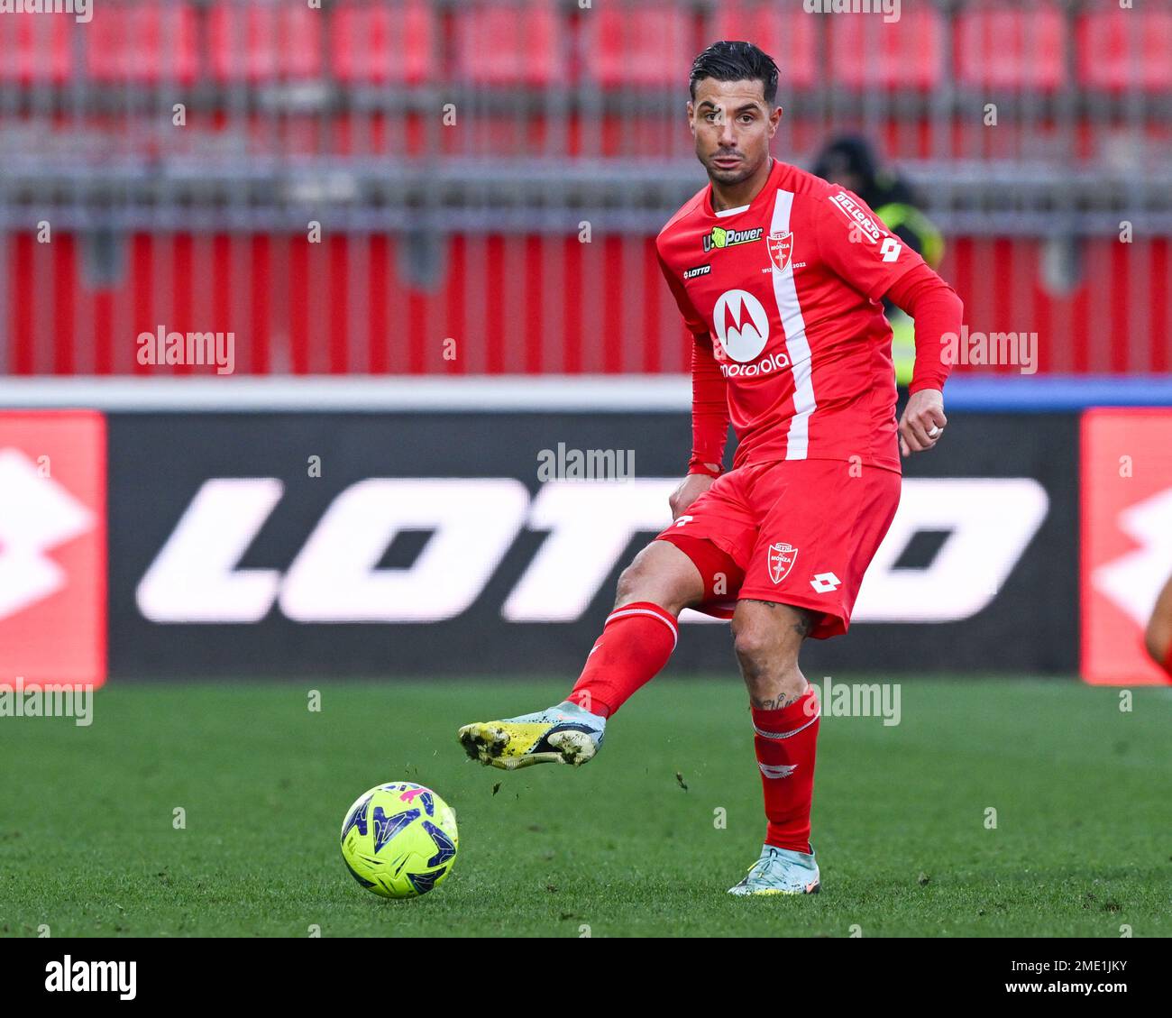 Monza, Italia. 22nd Jan, 2023. U-Power Stadium, 22.01.23 Armando Izzo (55 AC Monza) durante la Serie A match tra AC Monza e US Sassuolo allo stadio U-Power di Monza, Italia Soccer (Cristiano Mazzi/SPP) Credit: SPP Sport Press Photo. /Alamy Live News Foto Stock