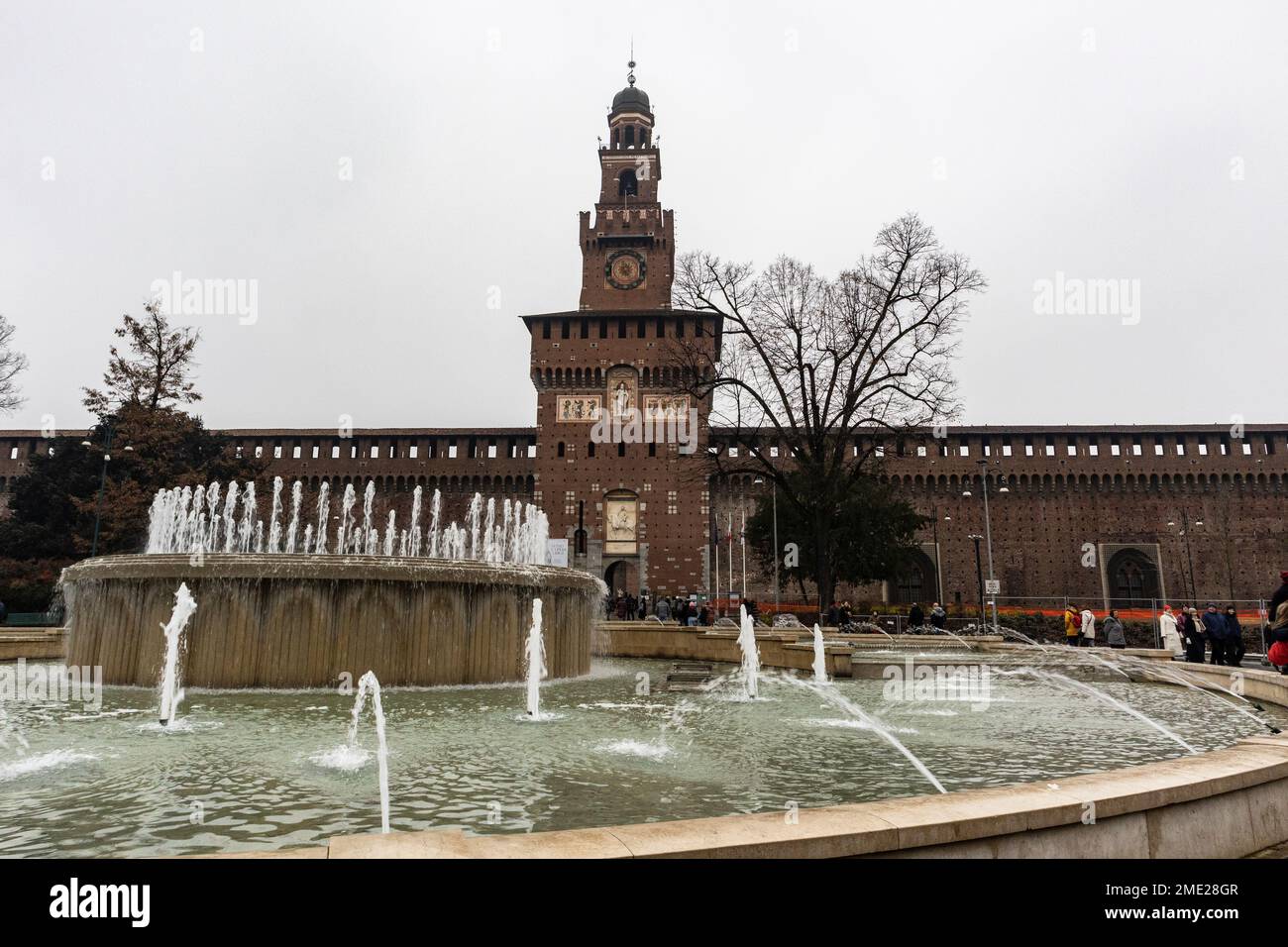 Castello Sforzesco, castello in mattoni nel centro di Milano. Foto Stock