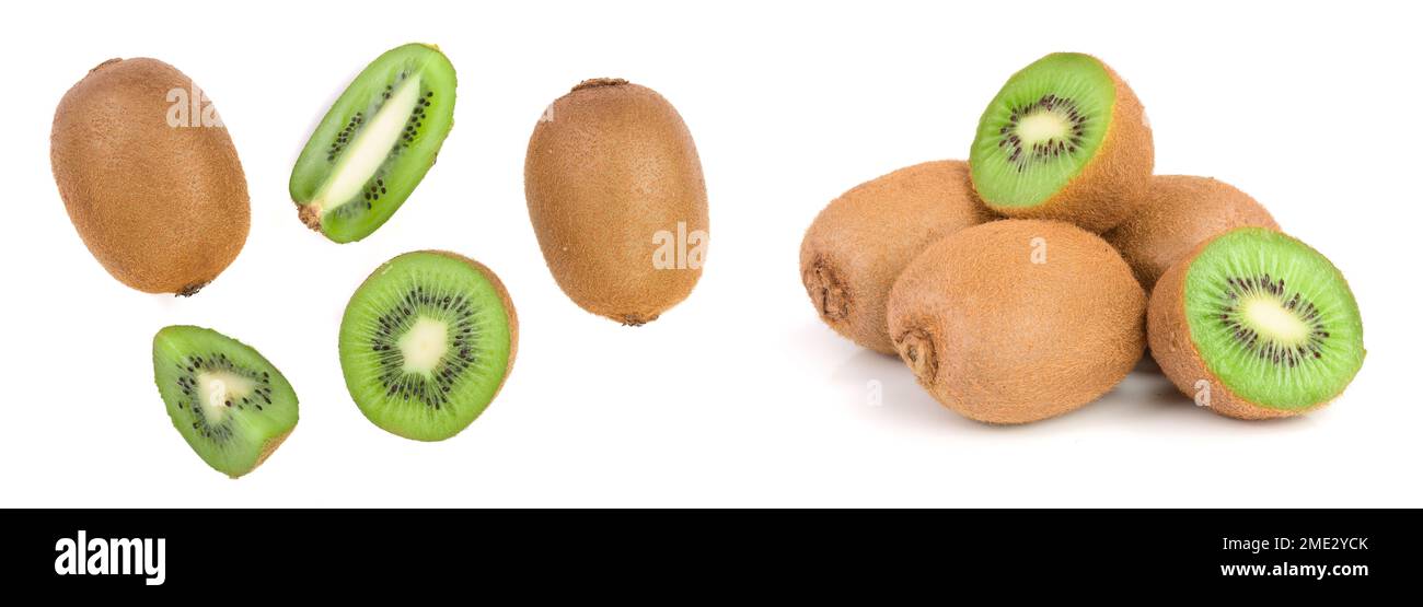 Kiwi frutta con fette isolate su fondo bianco, primo piano. Vista dall'alto. Ripetizione a giacitura piatta Foto Stock