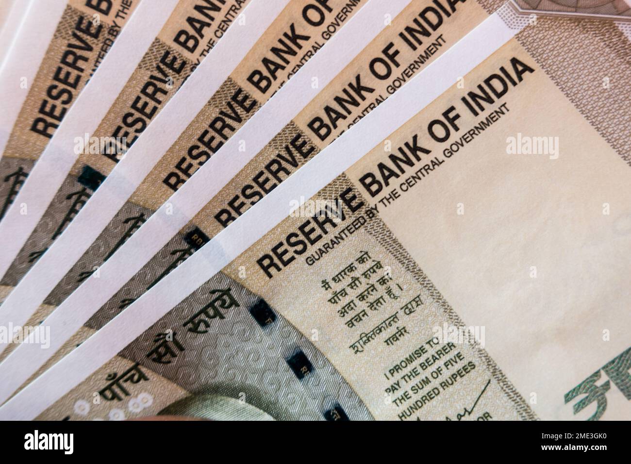 Primo piano delle banconote in valuta stampate della Reserve Bank of India Foto Stock