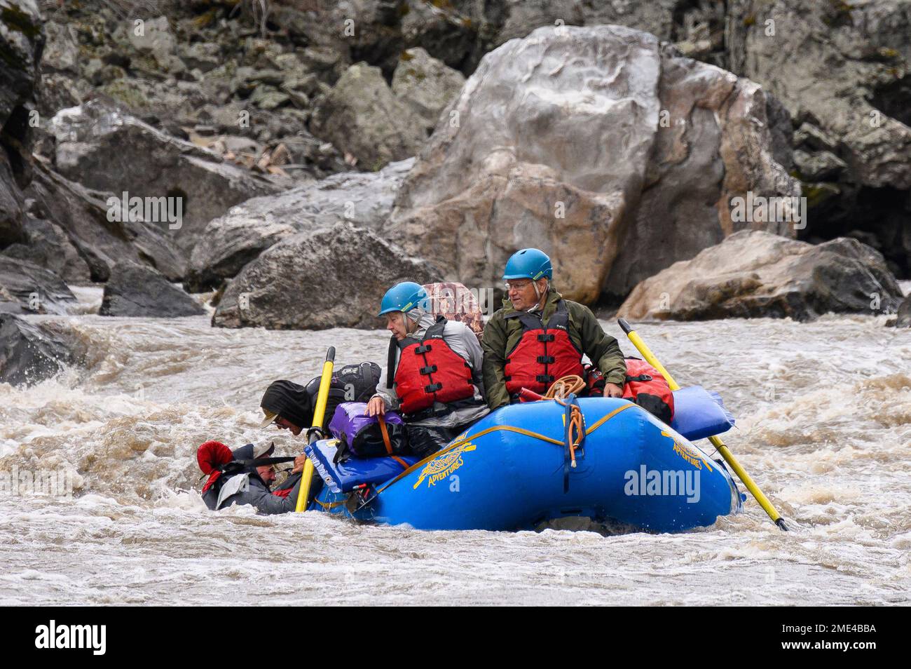 Whitewater Rafting sul Medio forcella Salmon River in Idaho con lontane avventure. Foto Stock