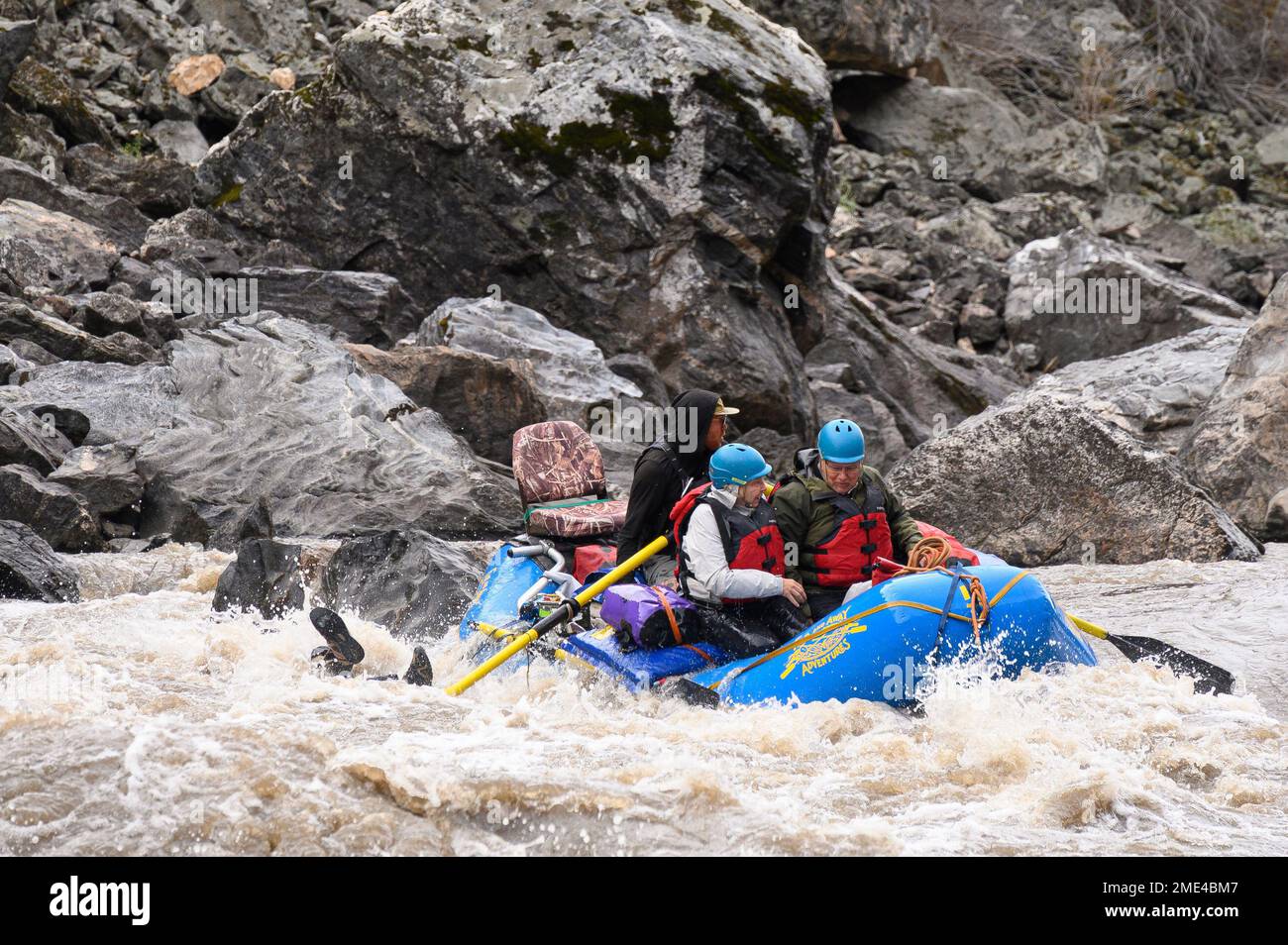 Whitewater Rafting sul Medio forcella Salmon River in Idaho con lontane avventure. Foto Stock
