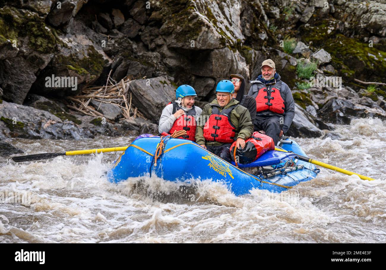 Whitewater Rafting sul Medio forcella Salmon River in Idaho con lontane avventure. Foto Stock