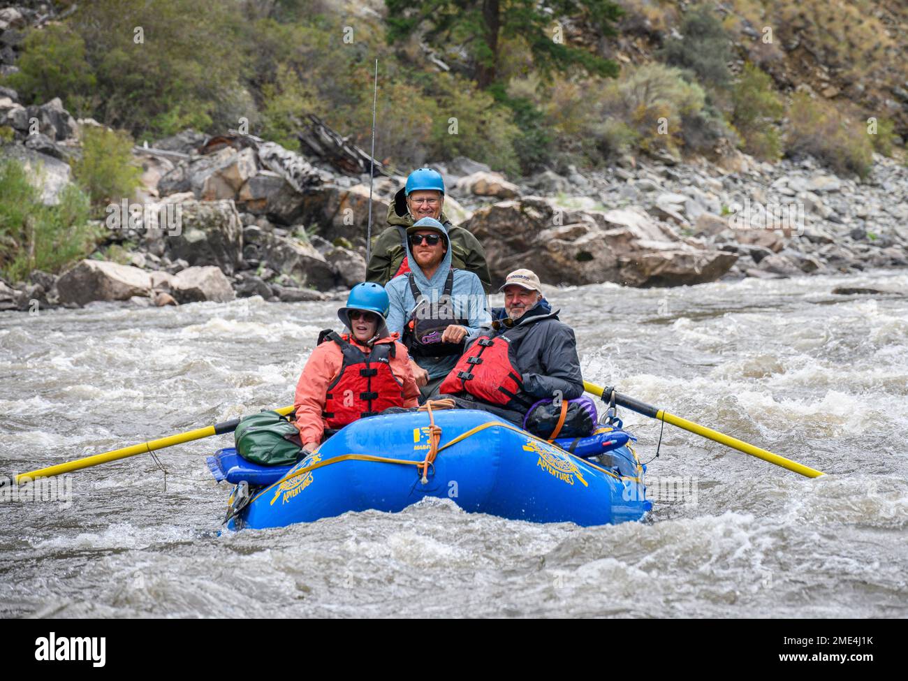 Whitewater Rafting sul Medio forcella Salmon River in Idaho con lontane avventure. Foto Stock