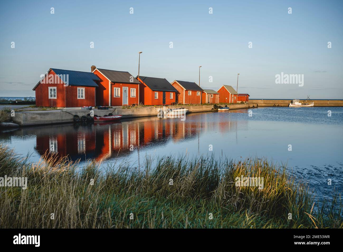 Svezia, Oland, Grasgard, piccolo porto di appartato villaggio di pescatori Foto Stock