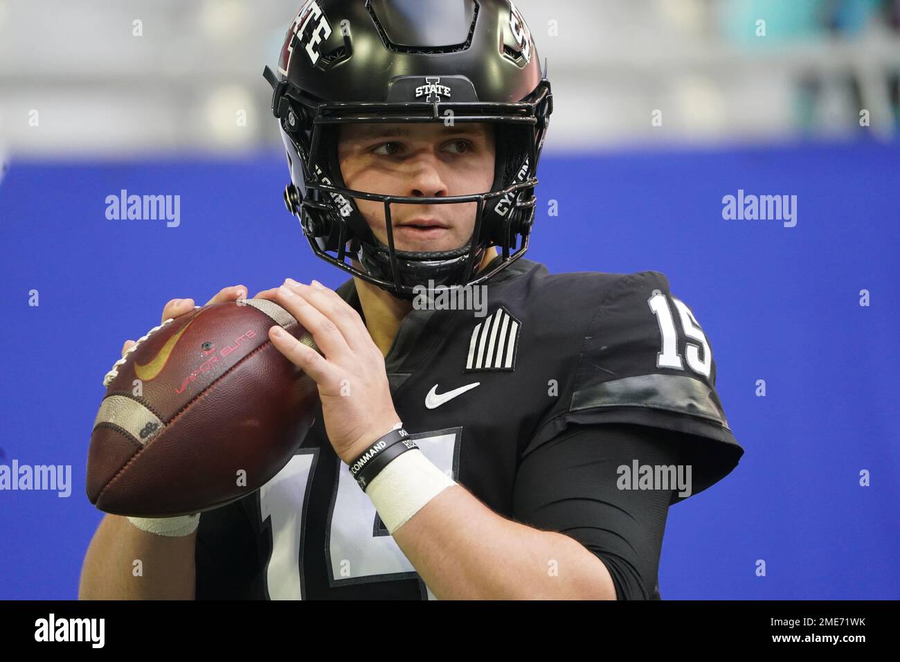 Joe Burrow, quarterback dello stato dell'Iowa, in azione. Foto Stock