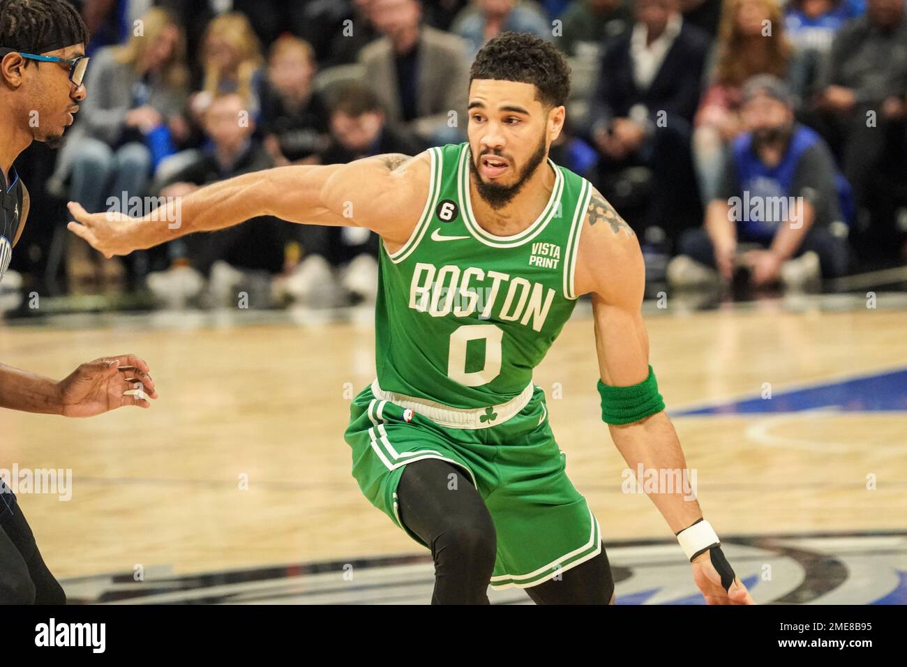 Orlando, Florida, USA, 23 gennaio 2023, I Boston Celtics avanzano Jayson Tatum #0 durante il primo tempo all'Amway Center. (Photo Credit: Marty Jean-Louis) Credit: Marty Jean-Louis/Alamy Live News Foto Stock