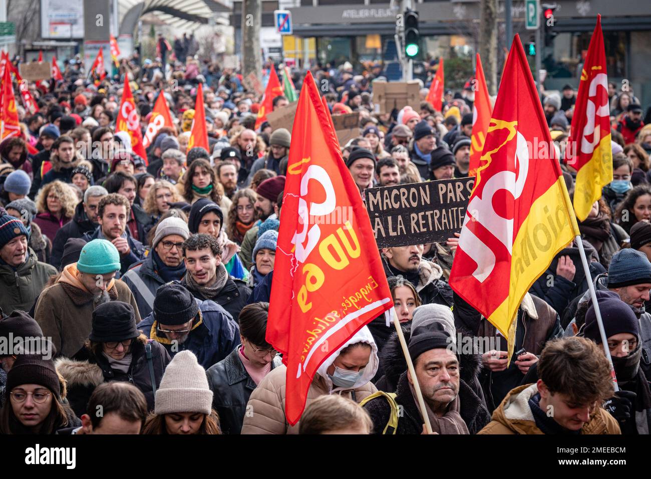 Francia, Lione, 2023-01-19. Manifestazione contro la riforma pensionistica del governo. Fotografia di Franck CHAPOLARD Foto Stock