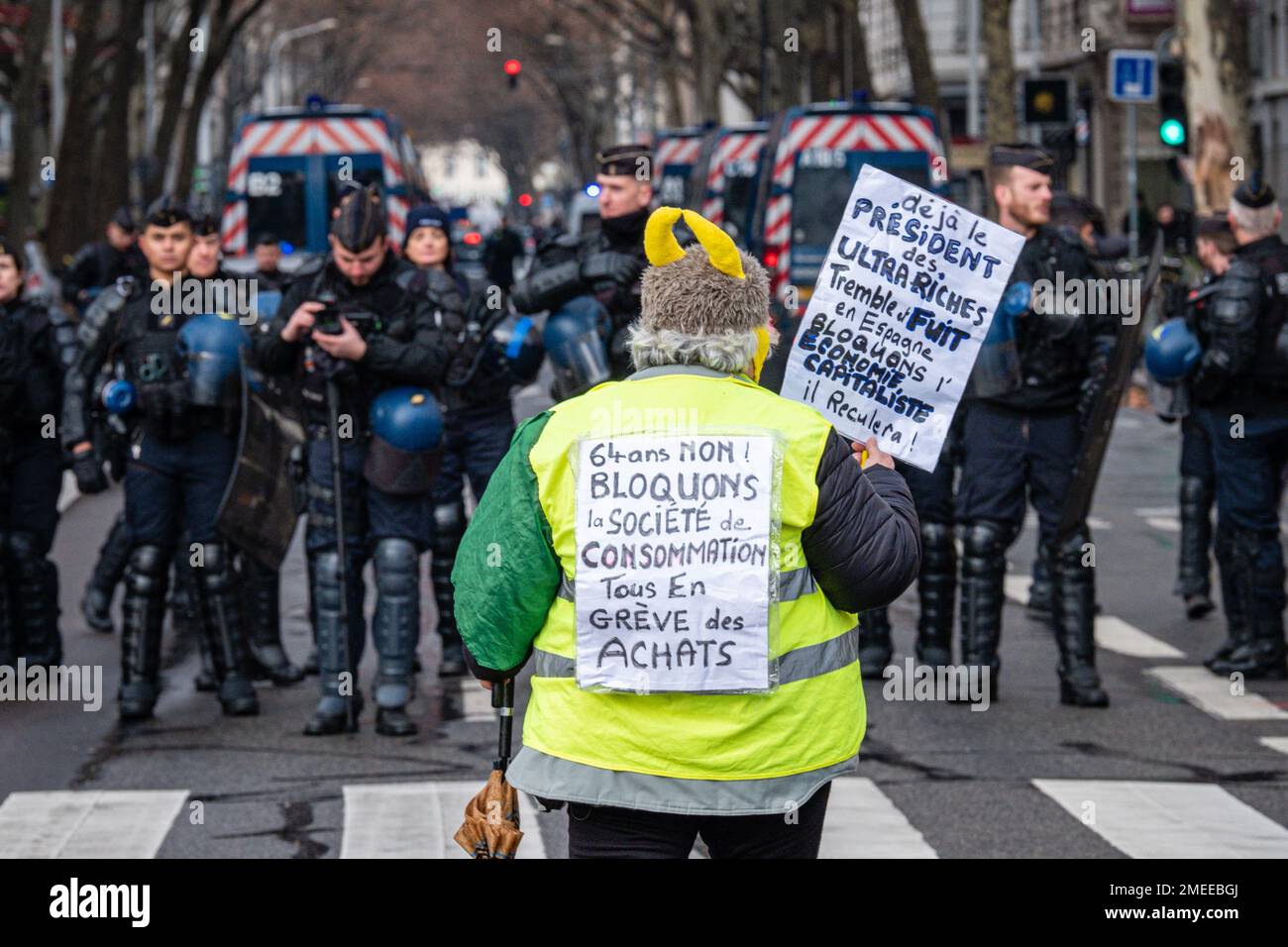 Francia, Lione, 2023-01-19. Manifestazione contro la riforma pensionistica del governo. Fotografia di Franck CHAPOLARD Foto Stock