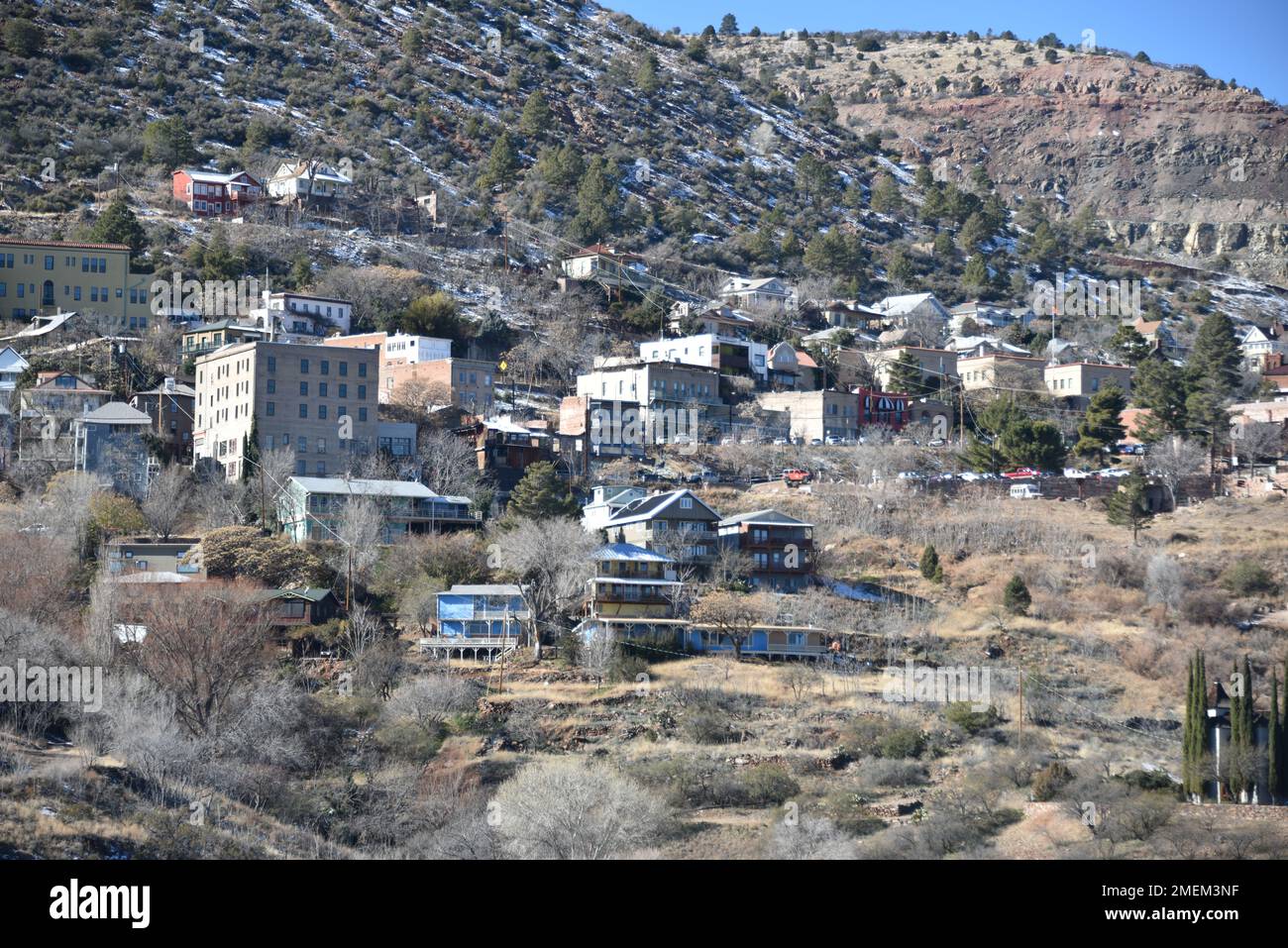 Girolamo, AZ. U.S.A. Maggio 18, 2018. Un National Historical Landmark 1967, Girolamo Cleopatra hill tunnel/fossa aperta miniere di rame boom 1890 al busto degli anni cinquanta. Foto Stock