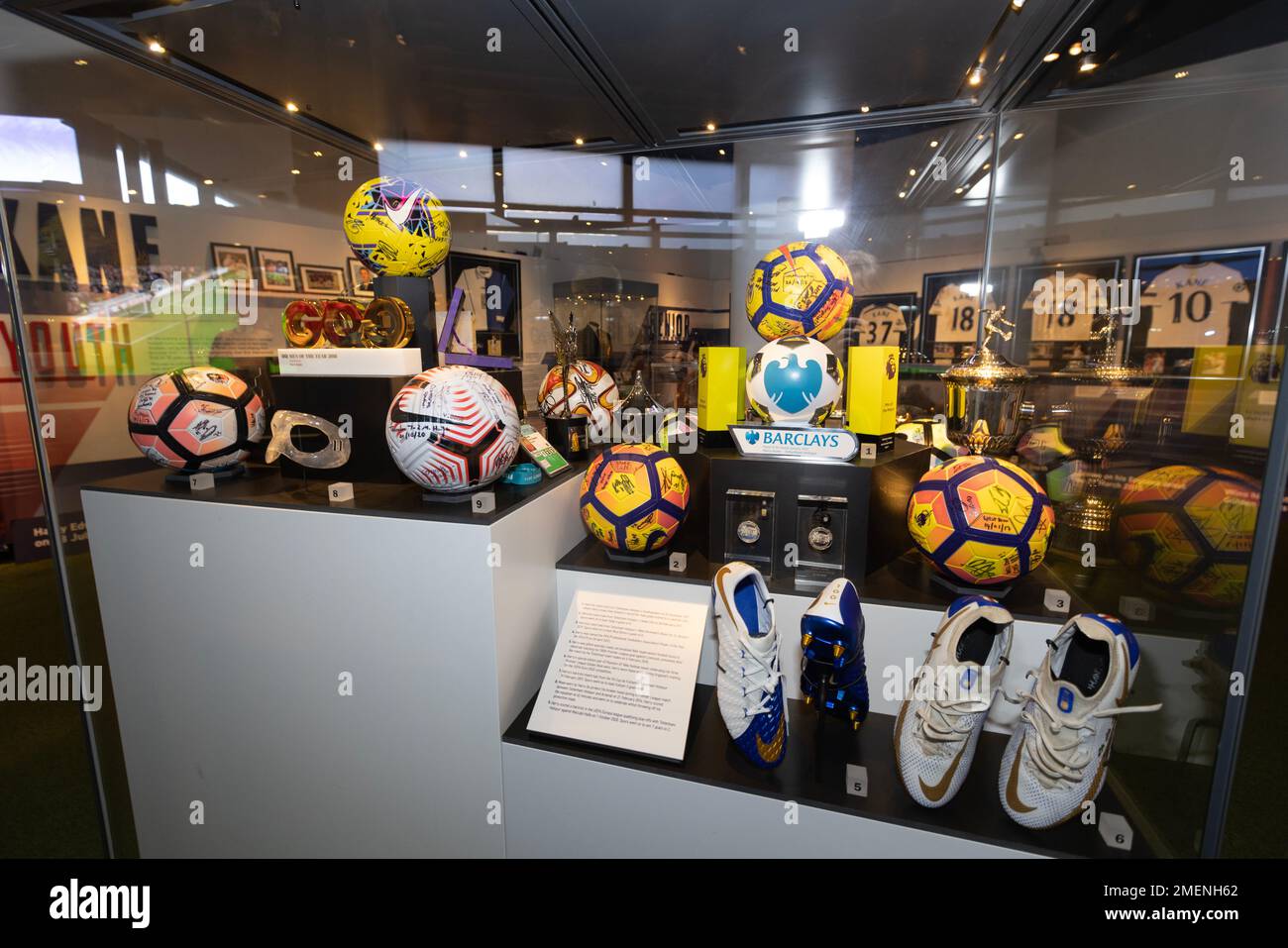Harry Kane: I Want to Play Football mostra, Museo di Londra, Barbican, Londra, Inghilterra, Regno Unito Foto Stock