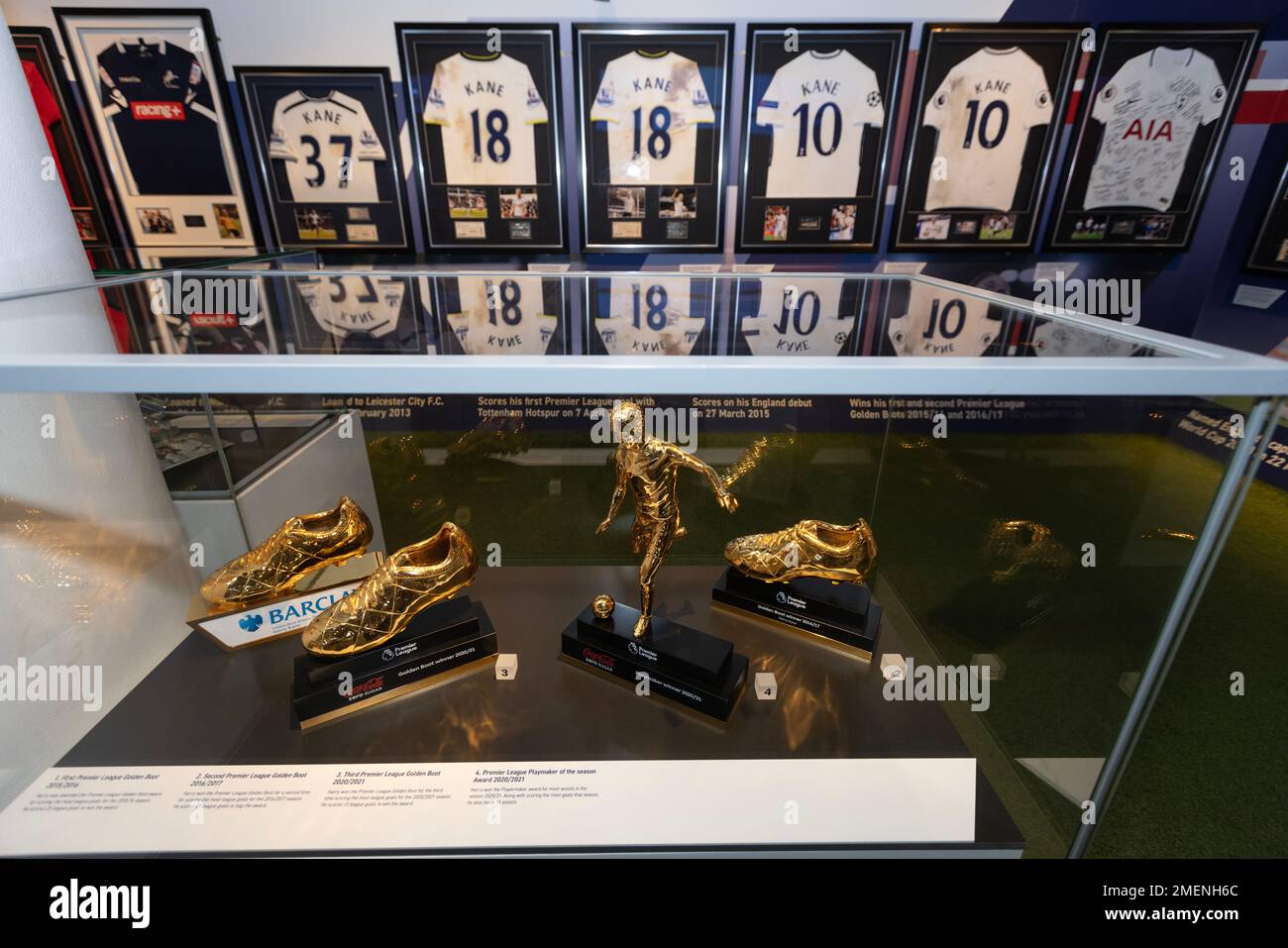 Harry Kane: I Want to Play Football mostra, Museo di Londra, Barbican, Londra, Inghilterra, Regno Unito Foto Stock
