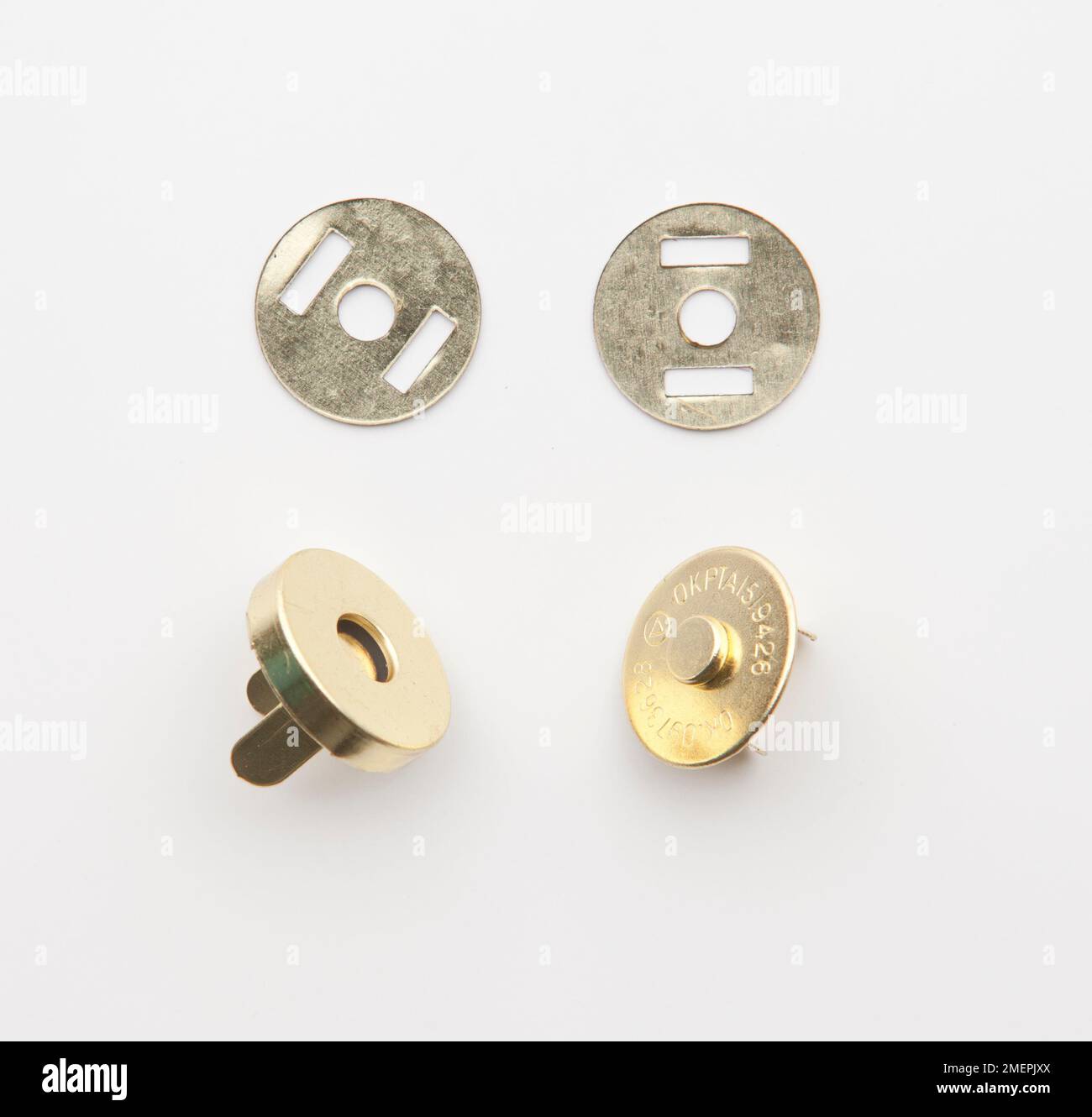 PIQIUQIU 30 Spille Di Sicurezza In Metallo (Rame Nichelato) Per Chiusure, Distintivi E Targhette, Diametro 10mm, Facili Da Usare