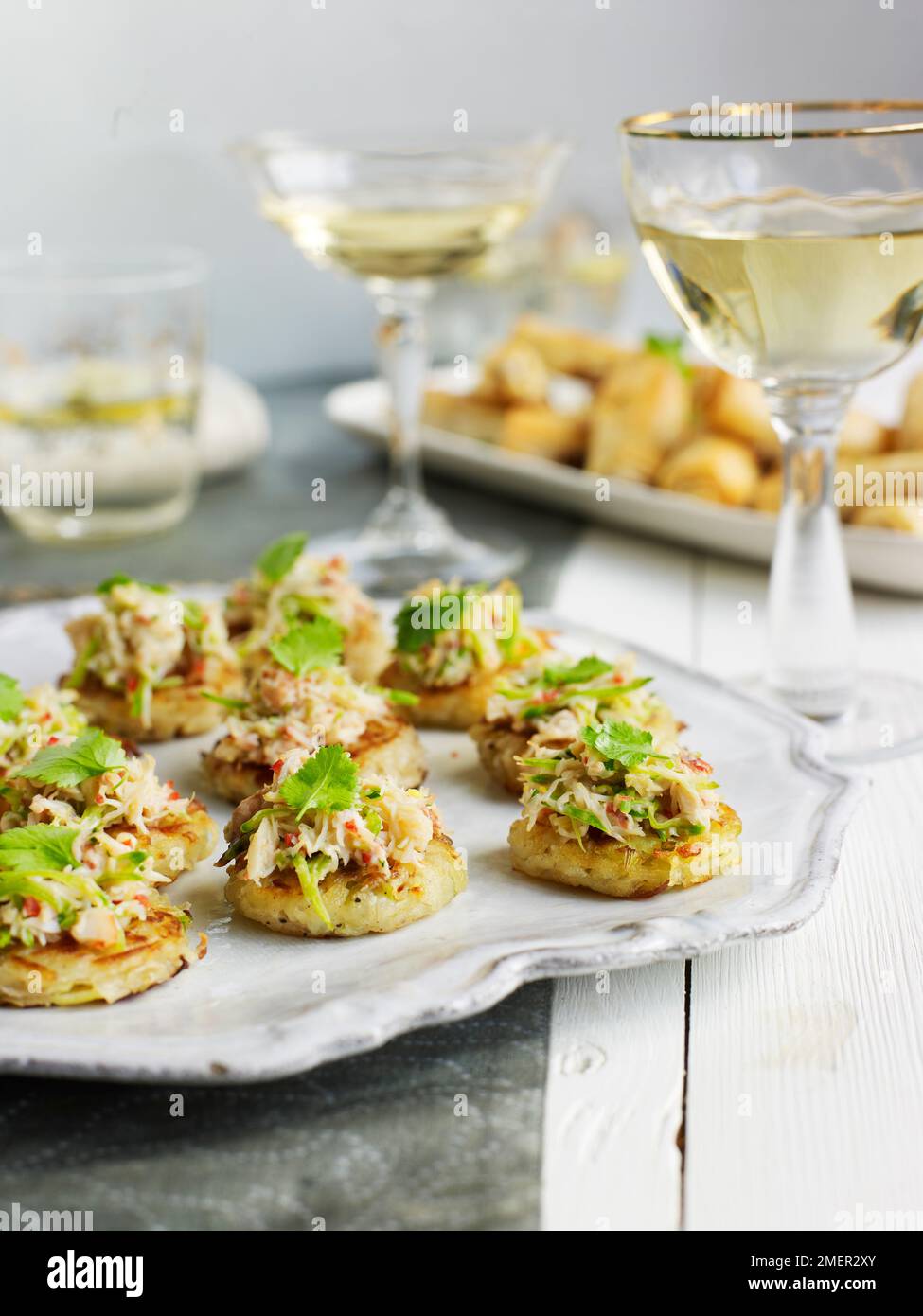 In stile thailandese crab-mangeout roesti (röstinchen) Foto Stock