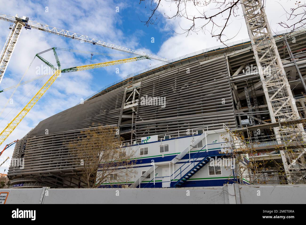 Santiago Bernabeu. Esterno dello stadio Santiago Bernabéu in lavori completi e ristrutturazione del luogo dove il Real Madrid C.F. Campo da calcio. Foto Stock