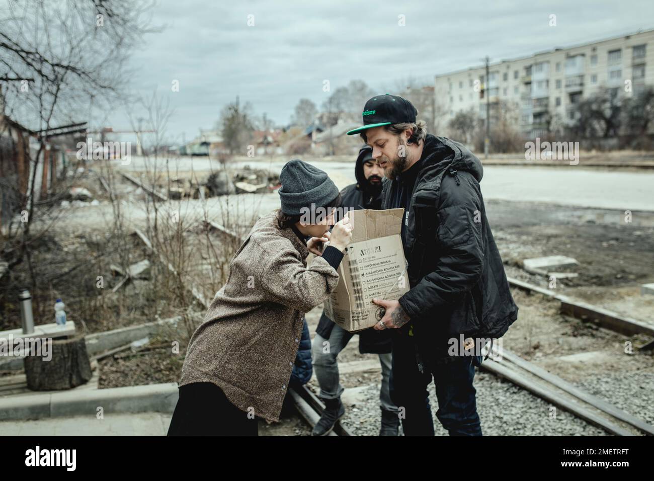 Harymider Theatre, organizzazione di volontariato, organizzano forniture di soccorso per l'esercito, Lutsk, Ucraina Foto Stock