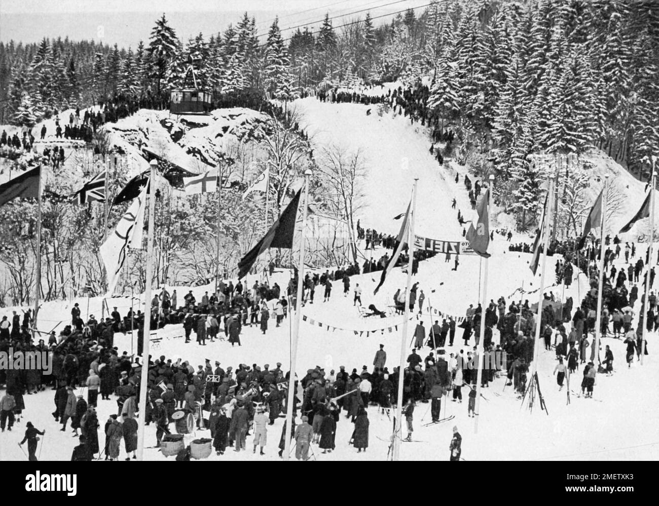 Il traguardo della discesa nella valle di Kreuzeck nella seconda giornata dei IV Giochi Olimpici invernali Foto Stock