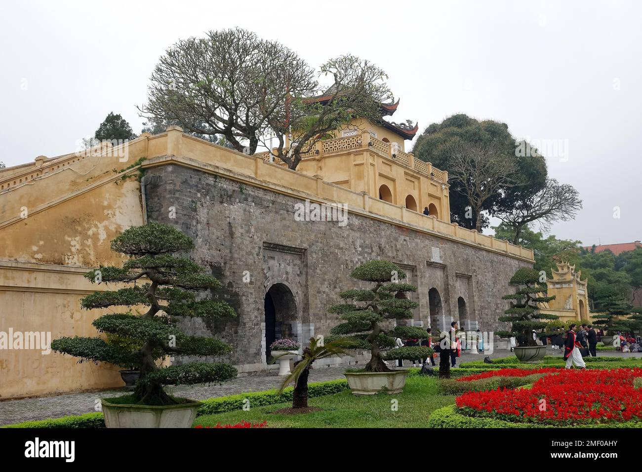 Đoan Môn, il cancello principale, Cittadella imperiale di Thăng Long, Hanoi, Hà Nội, Vietnam, Asia Foto Stock