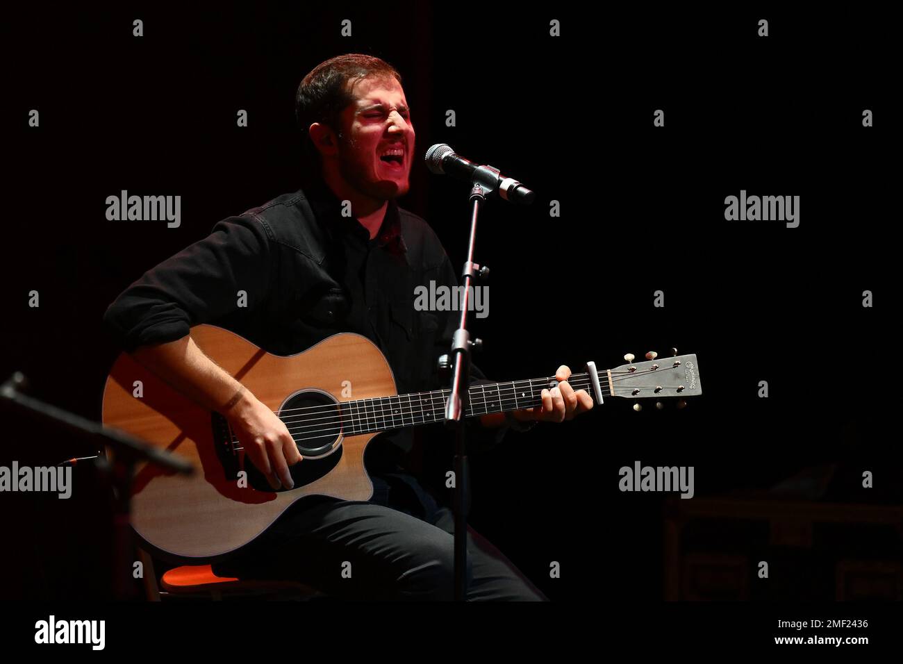 Roma, Italia. 23rd Jan, 2023. Carlo Capobianco durante il concerto del Naska Rebel Unplugged Tour, 23th gennaio 2023 all'Auditorium Parco della Musica, Roma. Credit: Independent Photo Agency/Alamy Live News Foto Stock