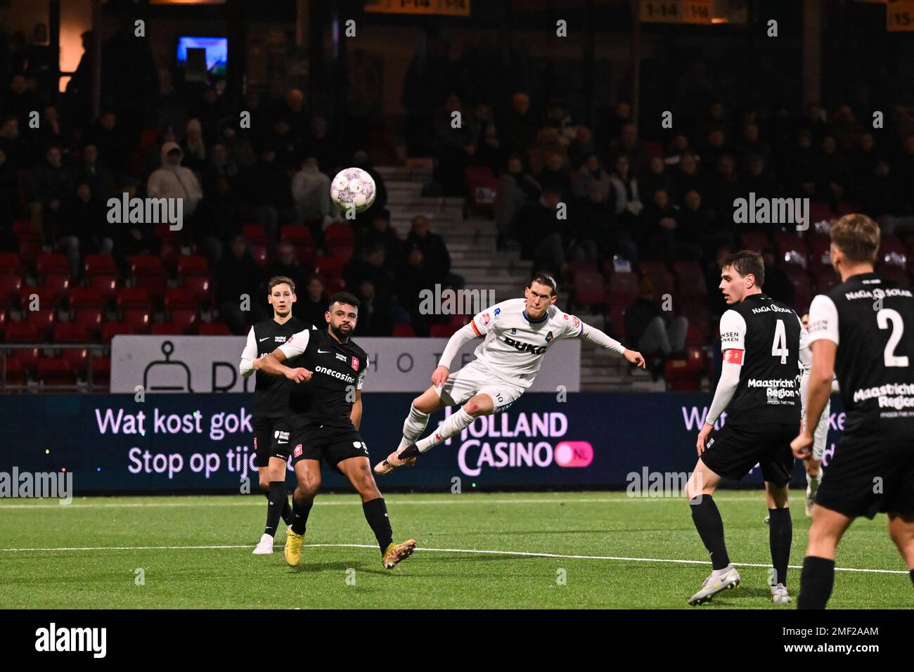 VELSEN-IJMUIDEN, PAESI BASSI - GENNAIO 24: Christos Giousis di SC Telstar con una chance durante la partita olandese di Keukenkampioendivie tra Telstar e MVV Maastricht a BUKO Stadion il 24 Gennaio 2023 a Velsen-IJmuiden, Paesi Bassi (Foto di Kees Kuijt/Orange Pictures) Foto Stock