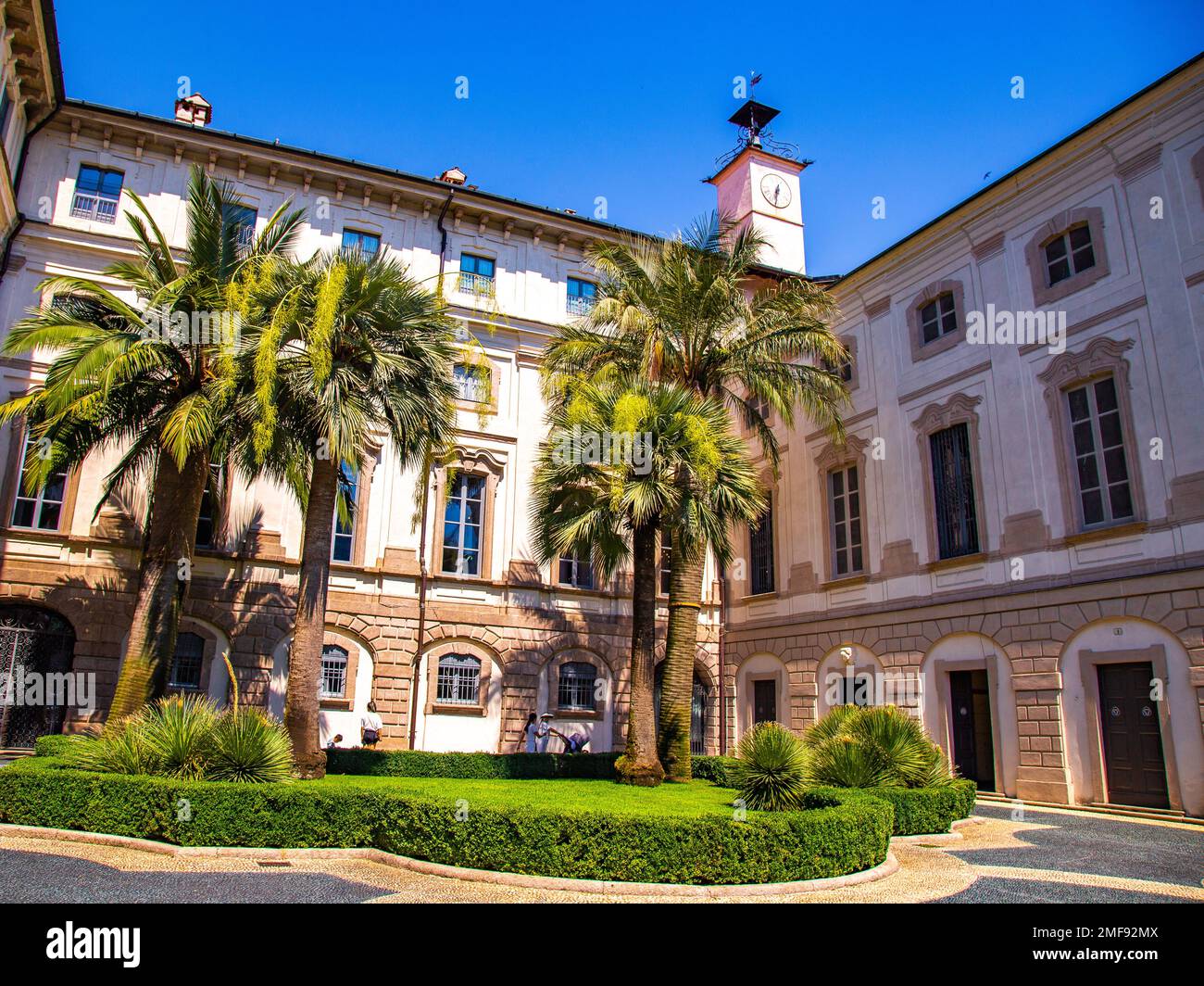 Palazzo Borromeo, Palazzo con vista esterna sull'Isola Bella, arcipelago delle Isole Borromee, Lago maggiore, Italia Foto Stock