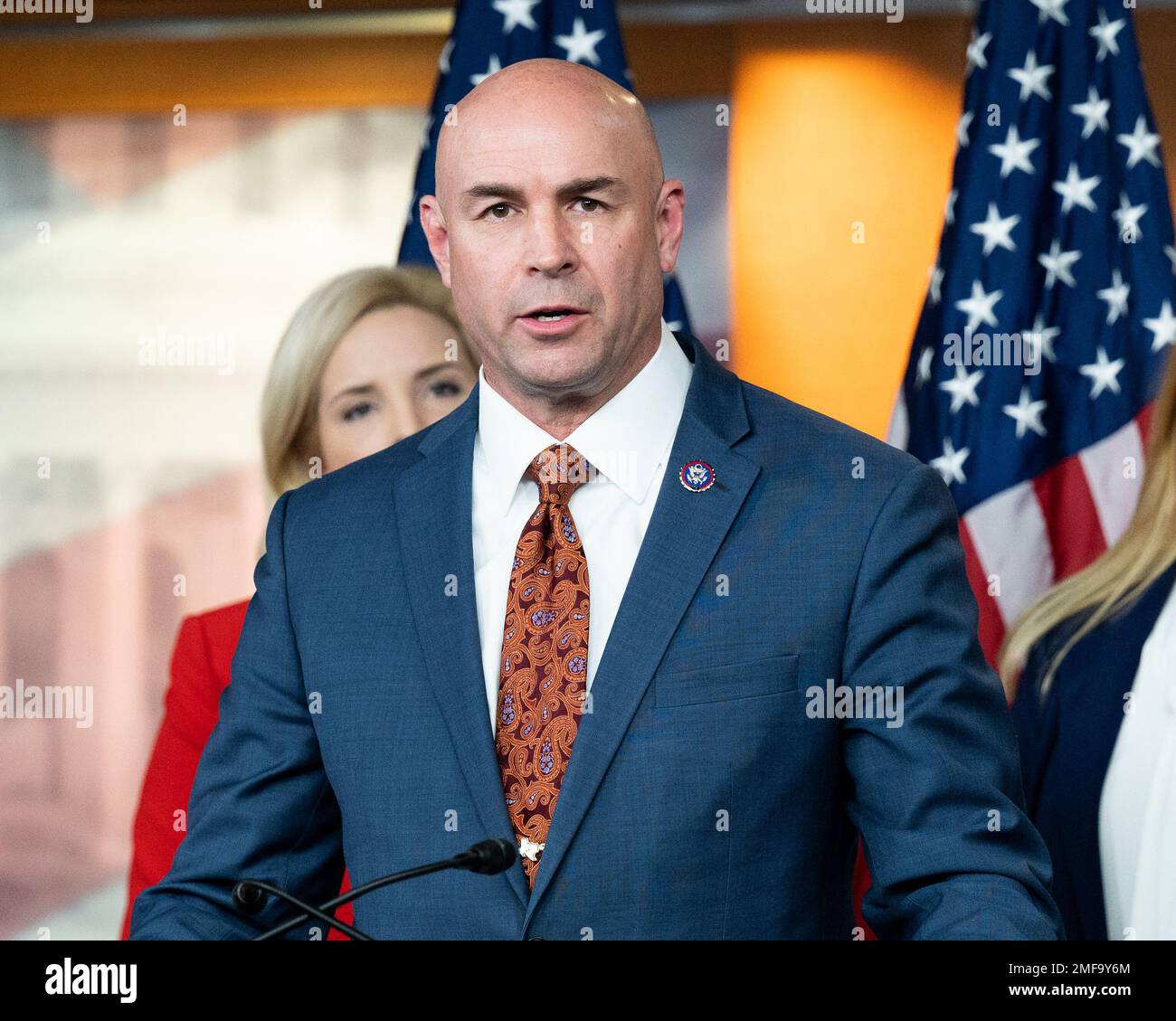 Washington, Stati Uniti. 24th Jan, 2023. STATI UNITI Il rappresentante Jake Ellzey (R-TX) che ha parlato in una conferenza stampa con altri repubblicani della Camera sul confine meridionale. Credit: SOPA Images Limited/Alamy Live News Foto Stock