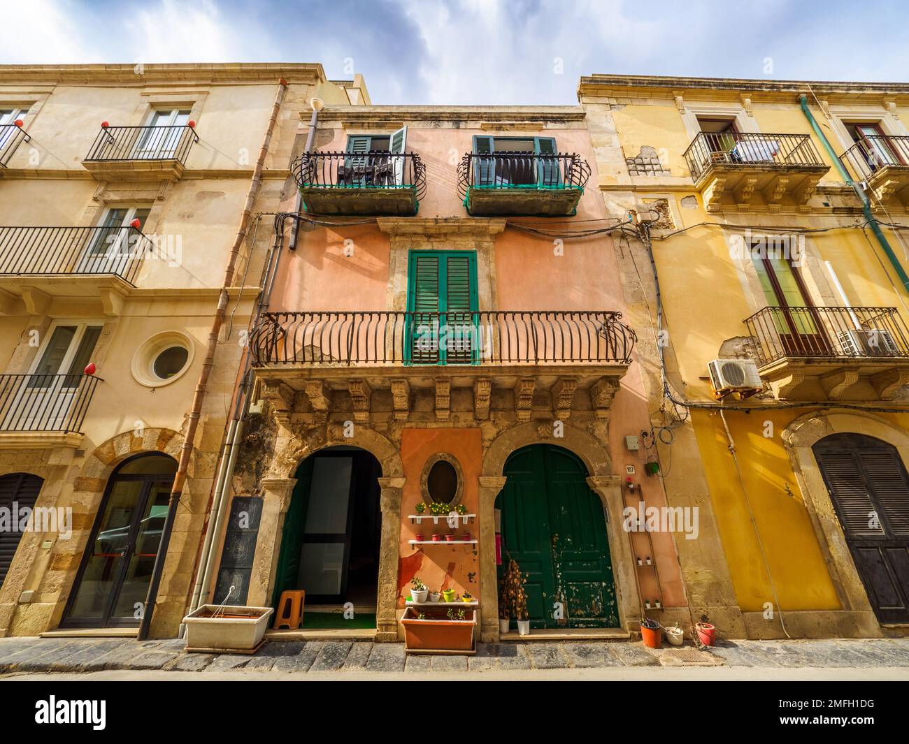 La città vecchia di Siracusa nell'isola di Ortigia - Sicilia, Italia Foto Stock