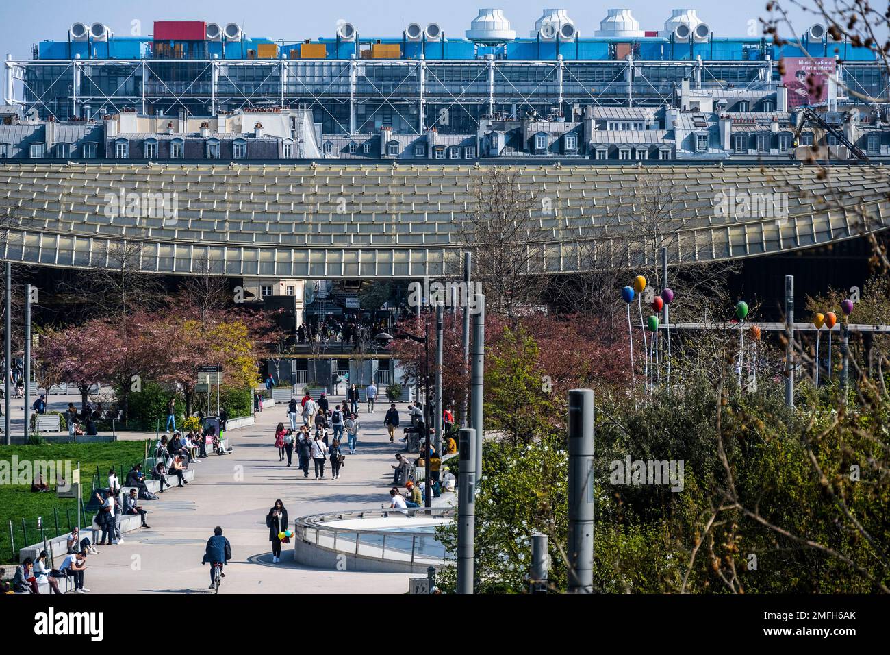 Parigi (Francia): Dal vicolo "allee Baltard", panoramica del giardino "jardin de la Canopee", "jardin Nelson Mandela", il "forum des Halles" shoppi Foto Stock