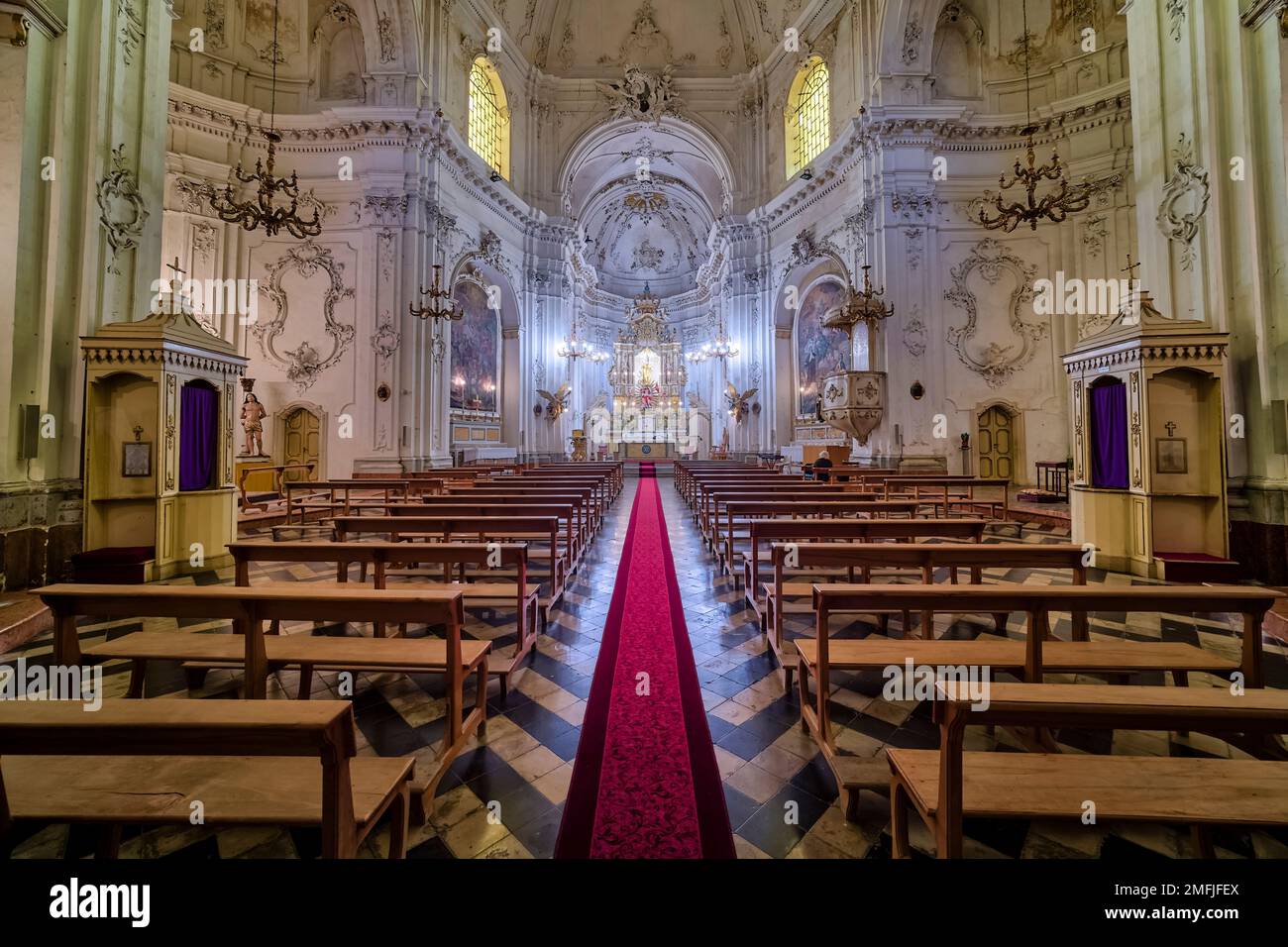Chiesa parrocchiale della madonna del carmine immagini e fotografie